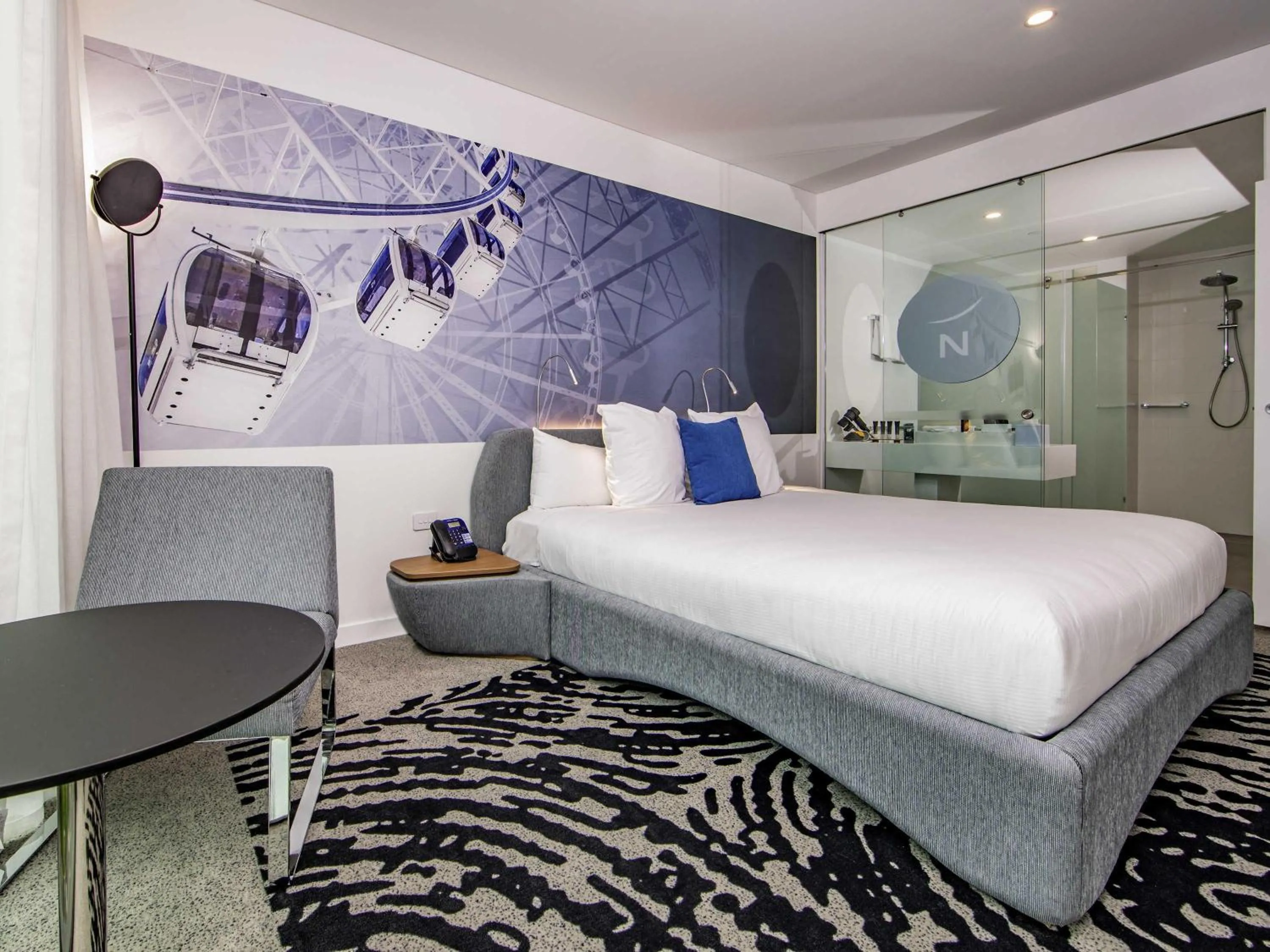 Bedroom, Bed in Novotel Brisbane South Bank