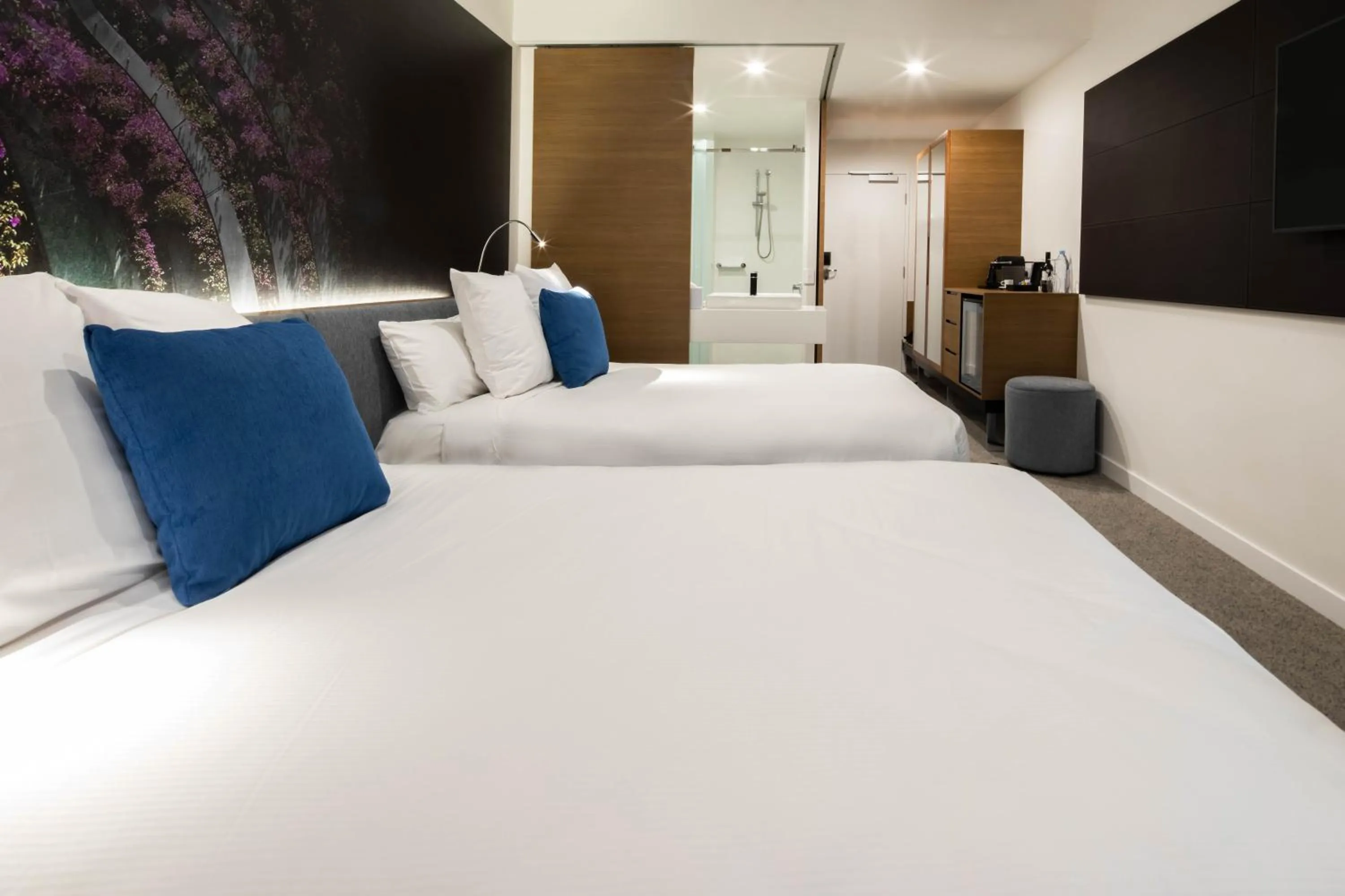 Bed in Novotel Brisbane South Bank