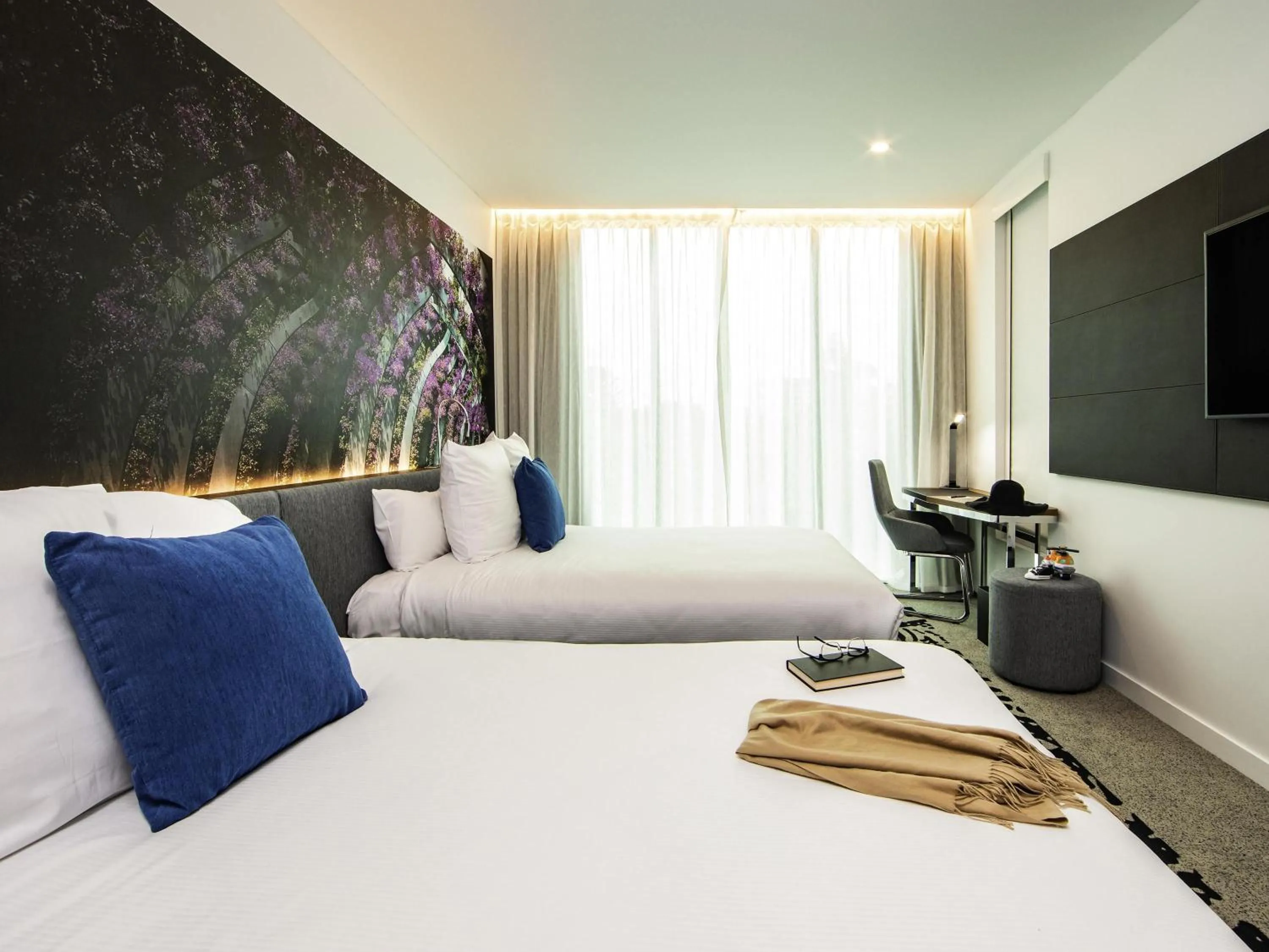 Bedroom, Bed in Novotel Brisbane South Bank
