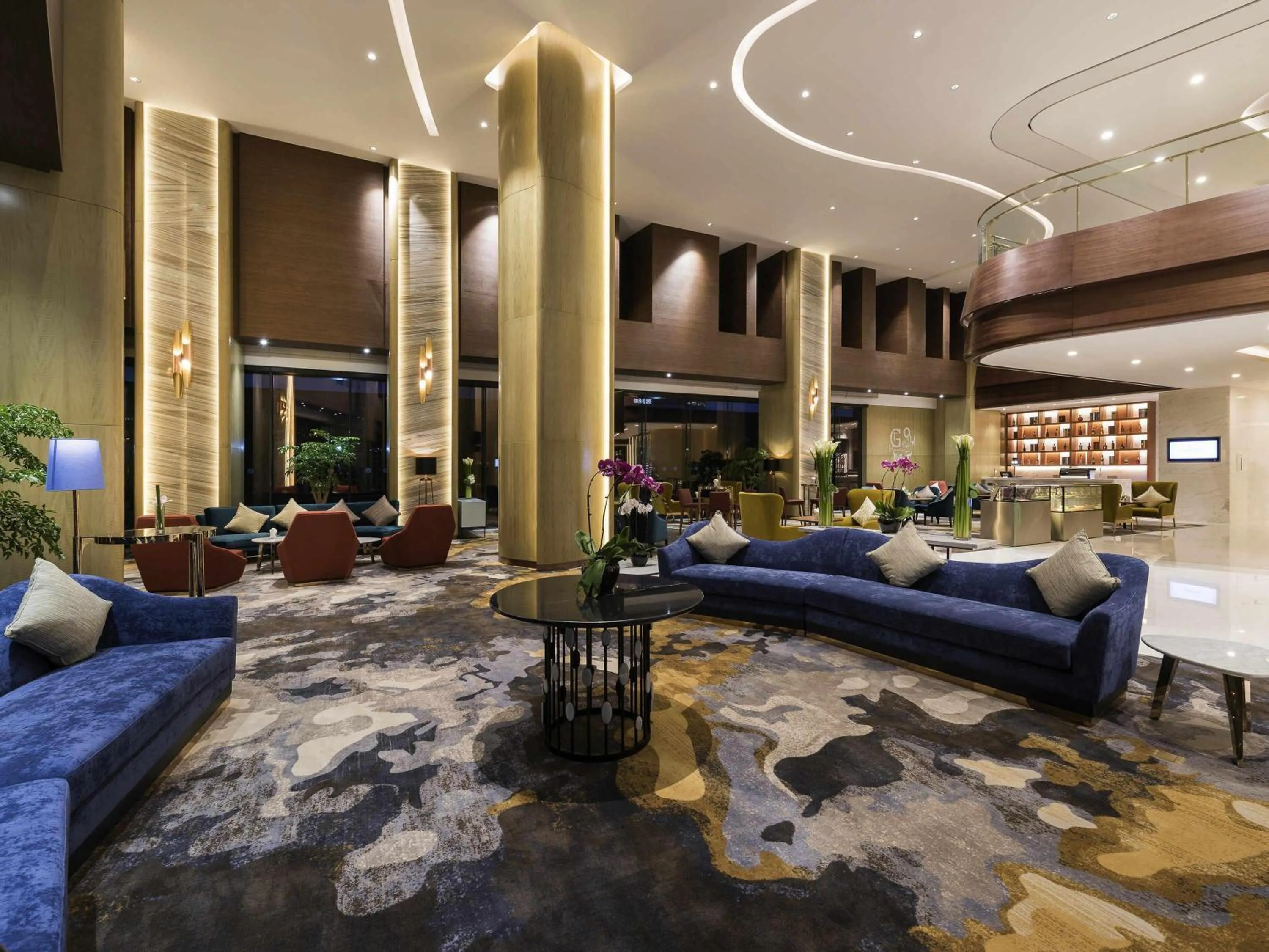 Lounge or bar in Novotel Shanghai Hongqiao