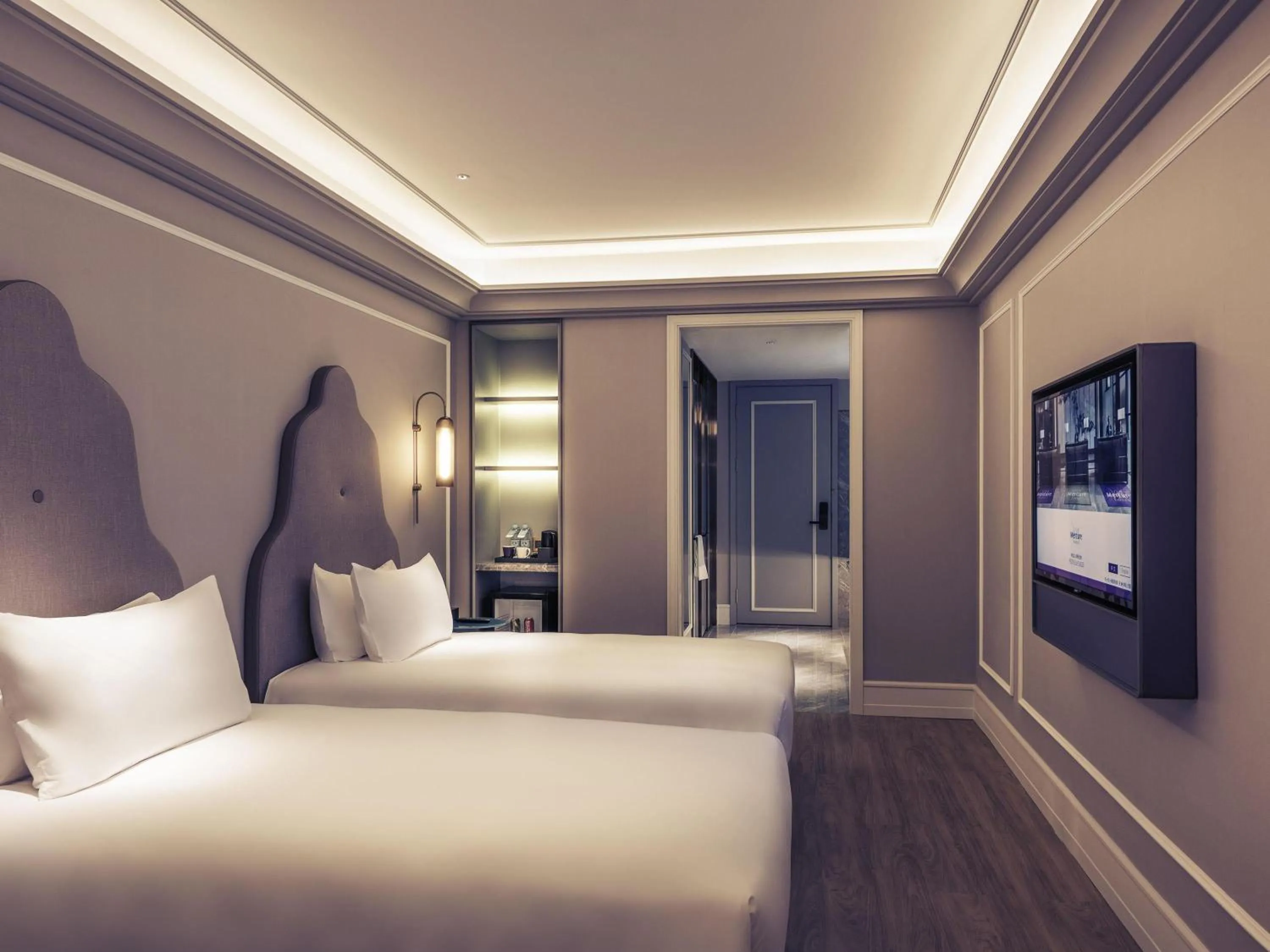 Bedroom, Bed in Mercure Shanghai Hongqiao SOHO