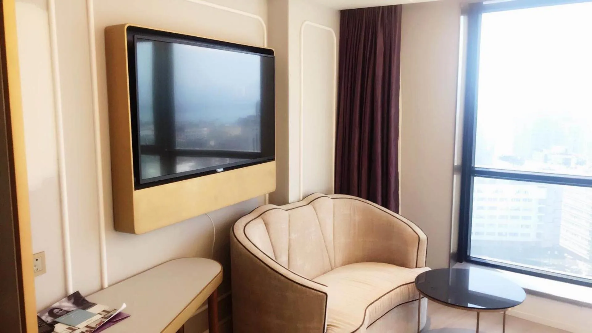 Seating area in Mercure Hangzhou West Lake