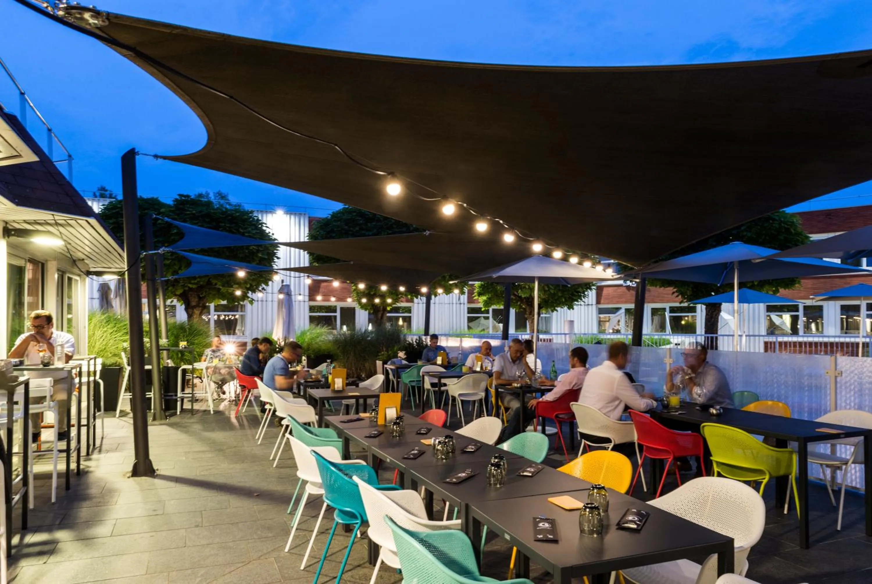 Patio in ibis Styles Lyon Bron Eurexpo