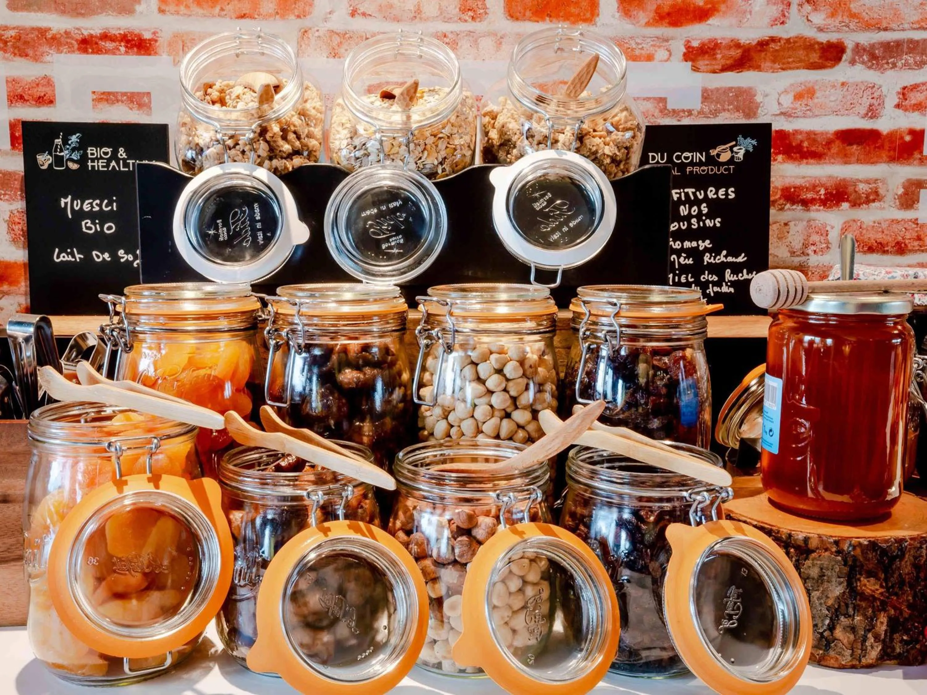 Breakfast in ibis Styles Lyon Bron Eurexpo