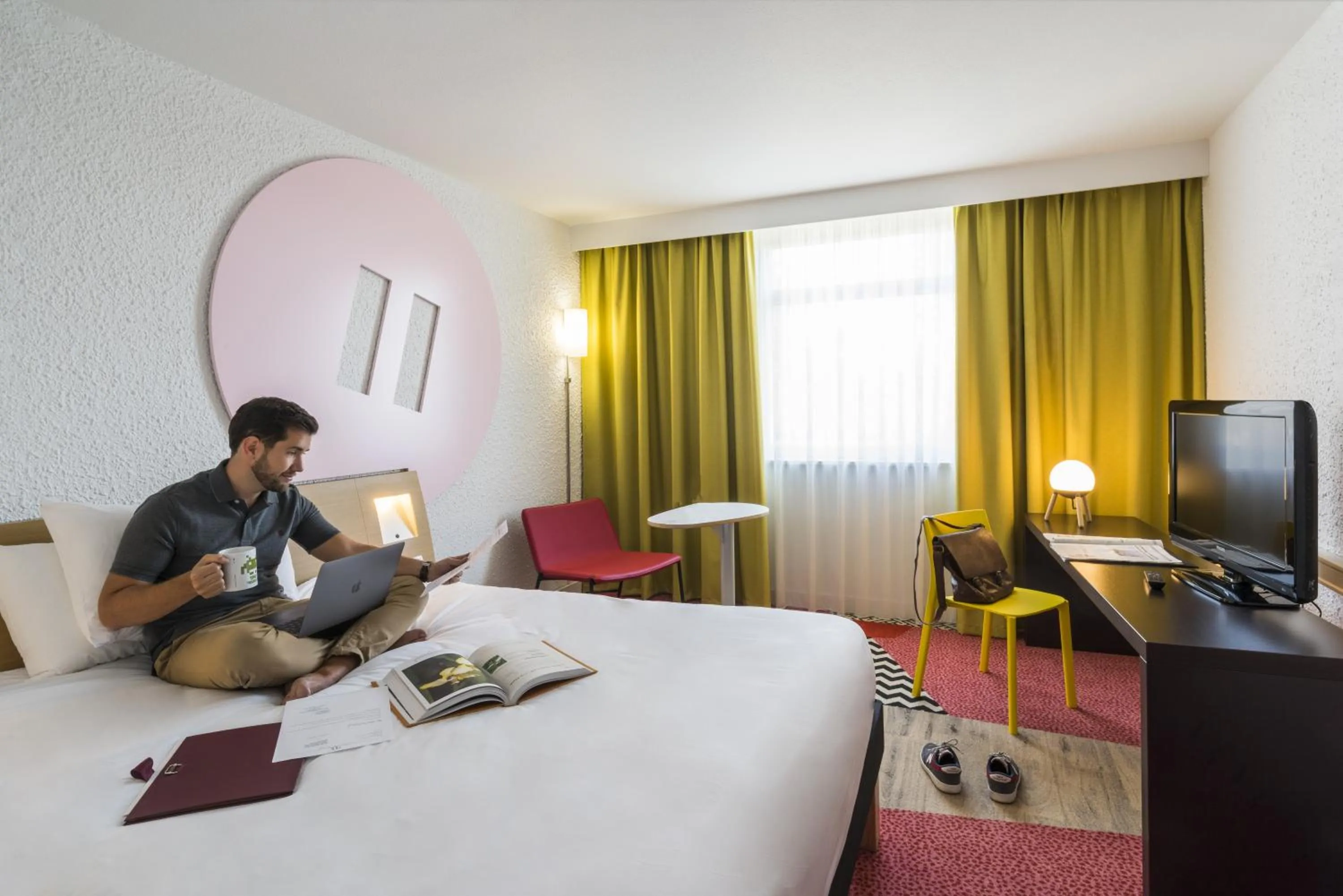 Bedroom, Bed in ibis Styles Lyon Bron Eurexpo