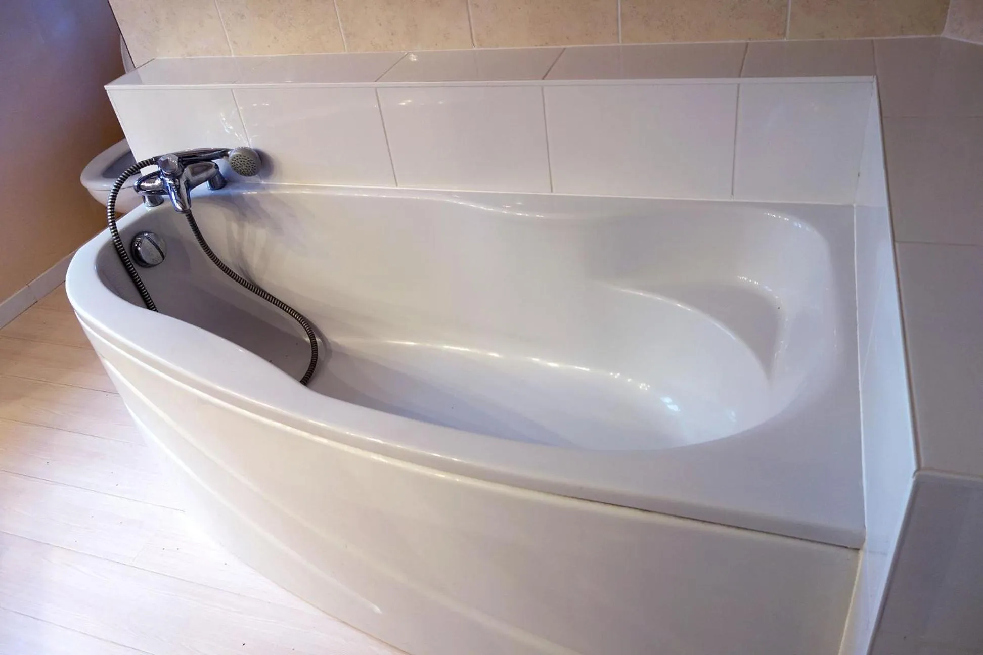 Bathroom in Les Jardins de Camelot