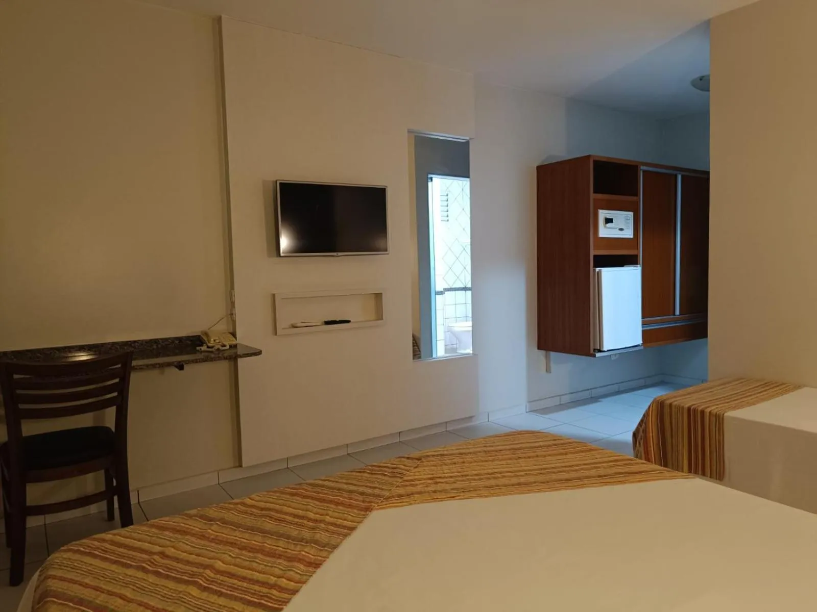 TV and multimedia, Bed in Hotel GAPH Maringa - Economico Mini Resort