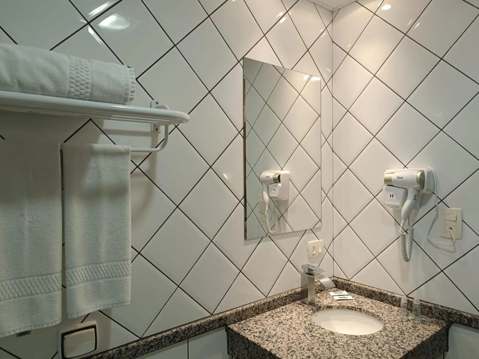 Hot Tub in Hotel GAPH Maringa - Economico Mini Resort