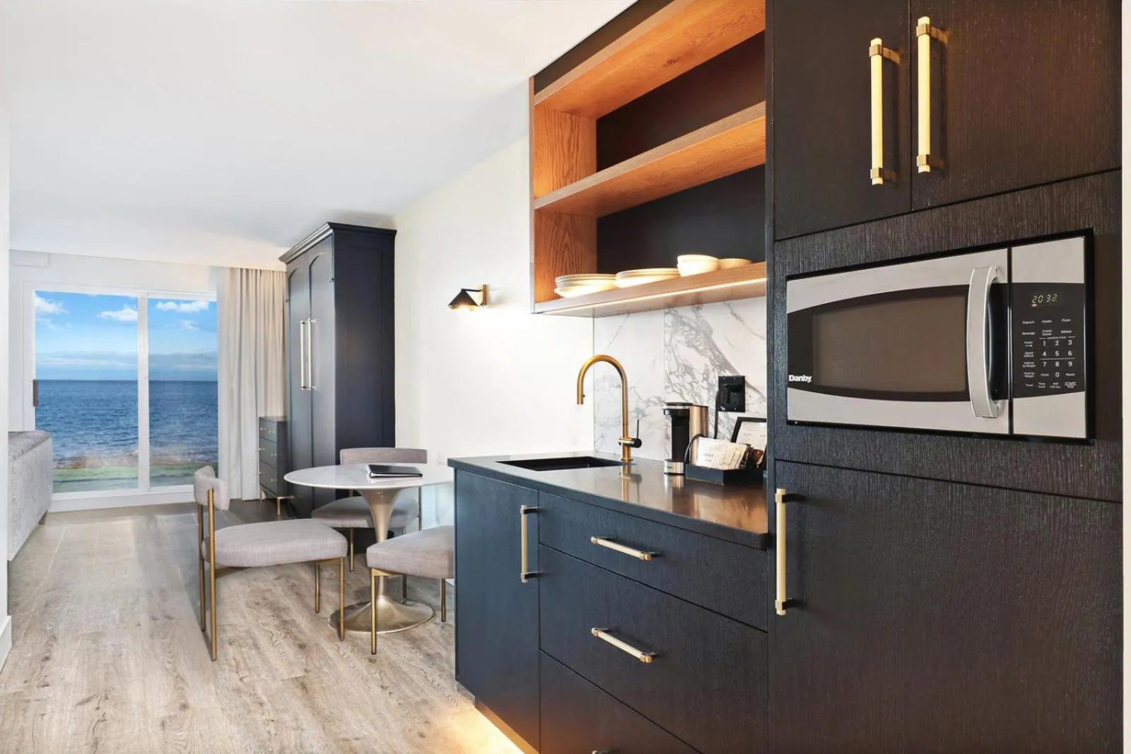 Kingfisher Pacific Resort & Spa