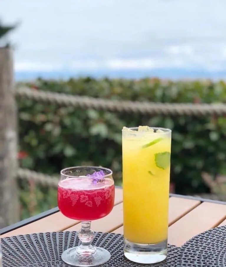 Alcoholic drinks in Kingfisher Pacific Resort & Spa
