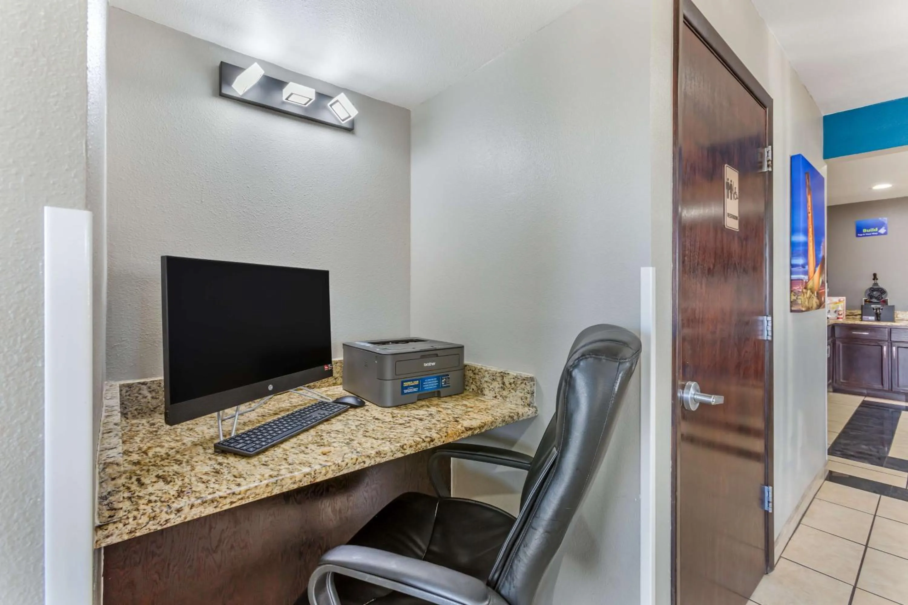 Business facilities in Best Western Sunland Park Inn