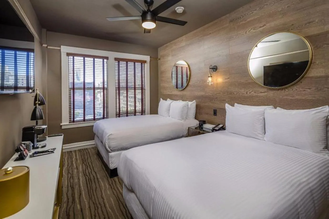 Bed in Motel 6 San Francisco, CA Civic Center