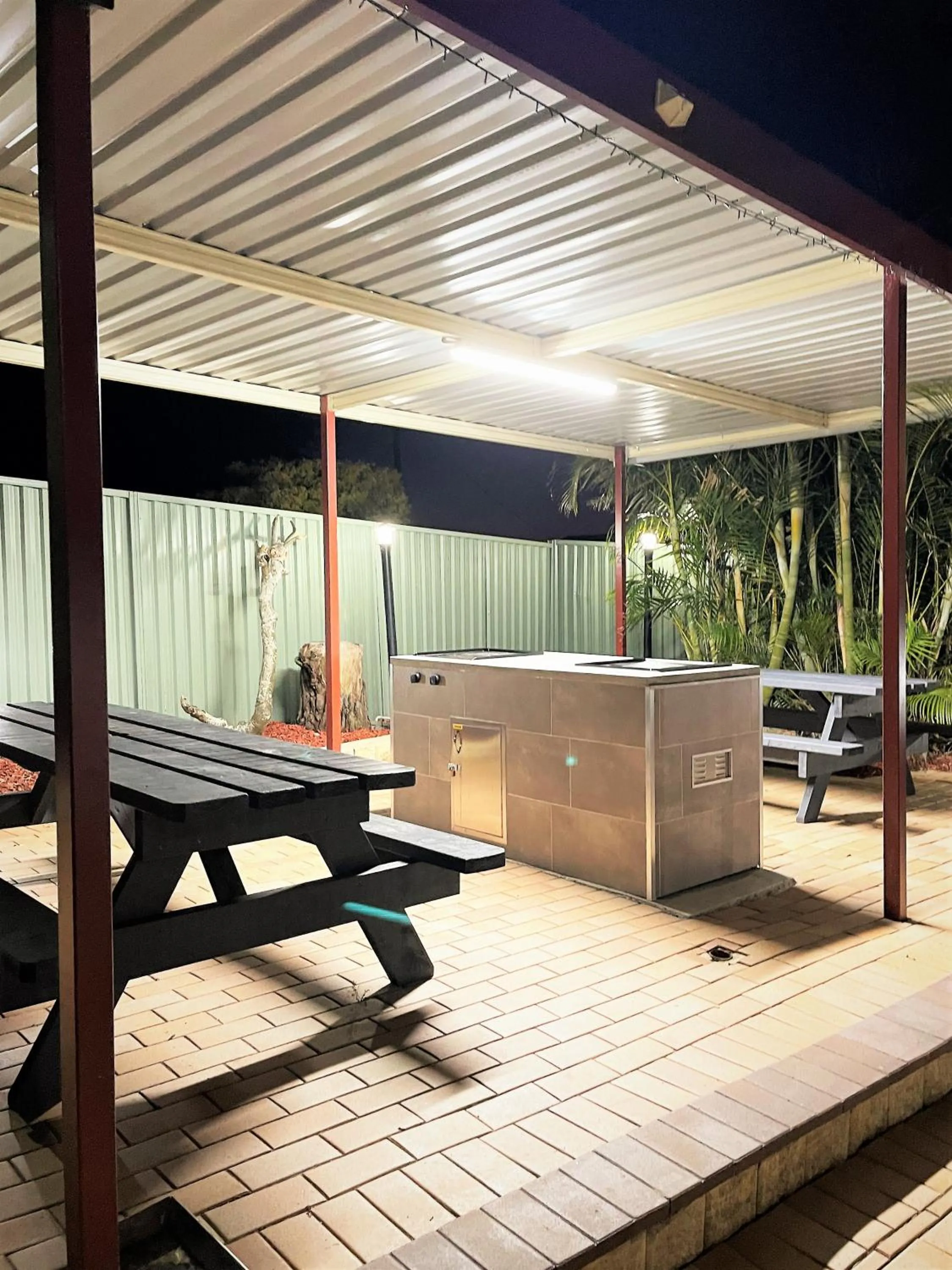 Property building in Jetty Motel The Entrance