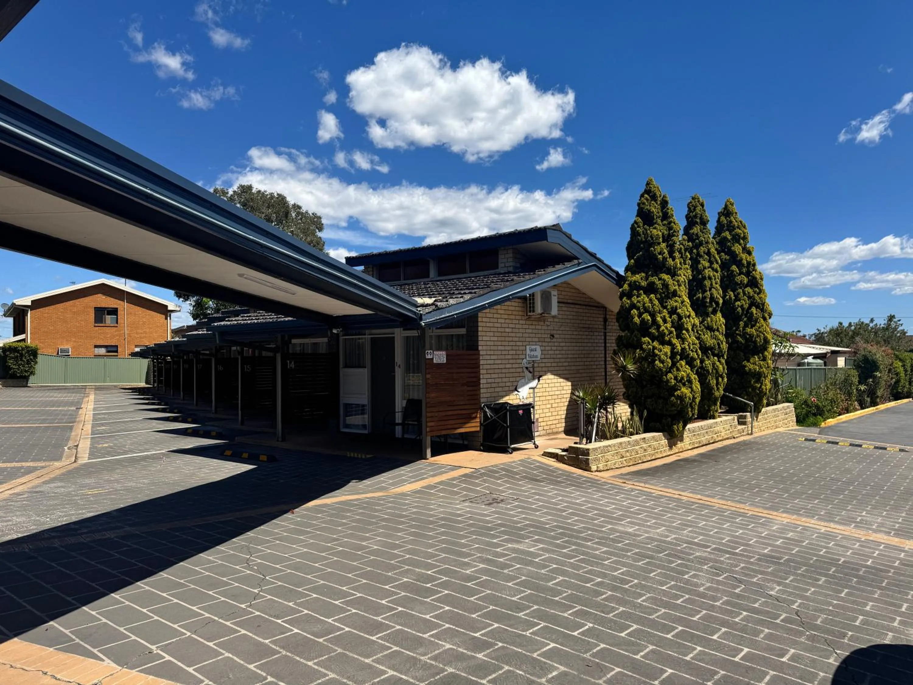 Property building in Jetty Motel The Entrance