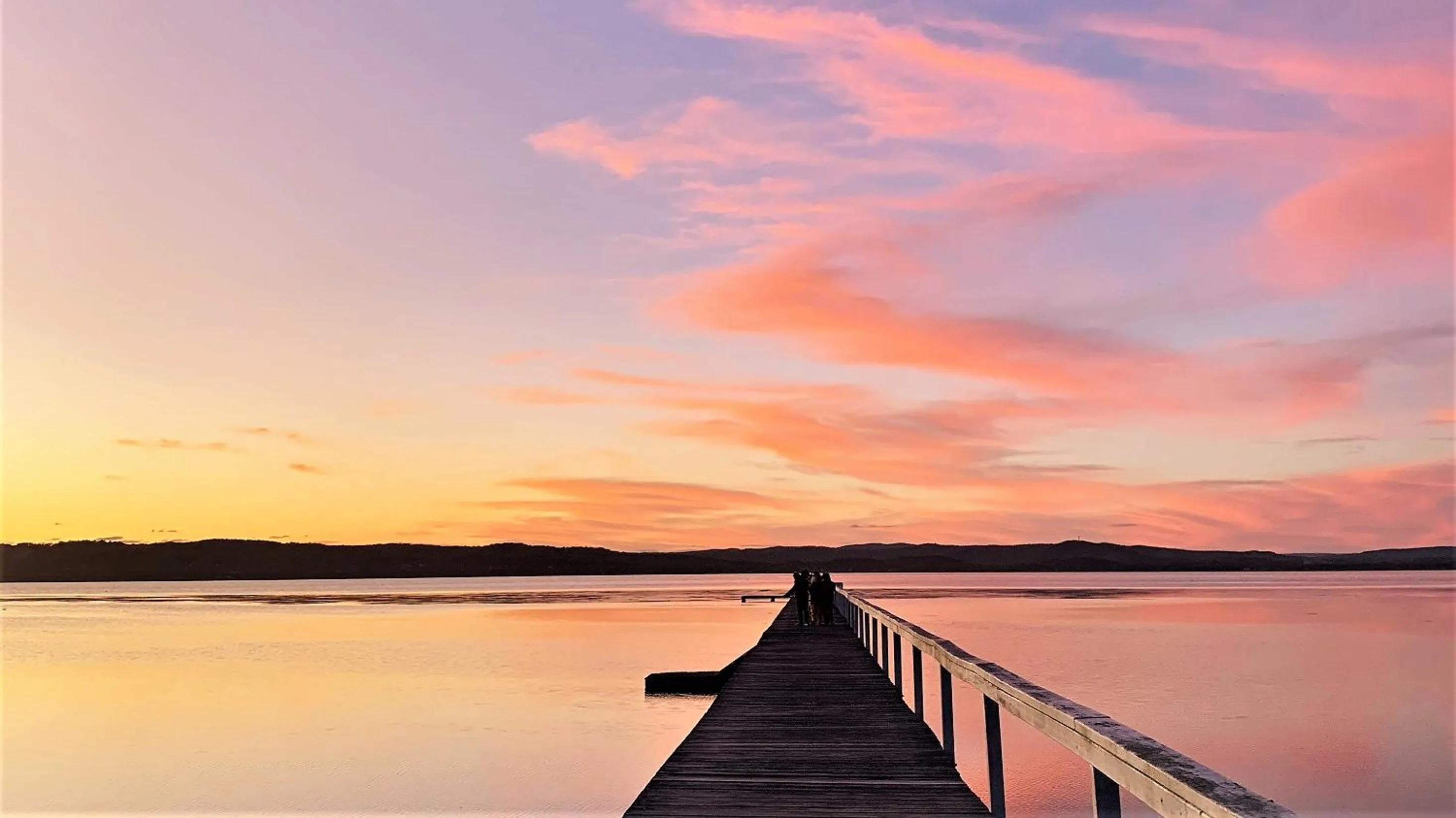 Sunset in Jetty Motel The Entrance