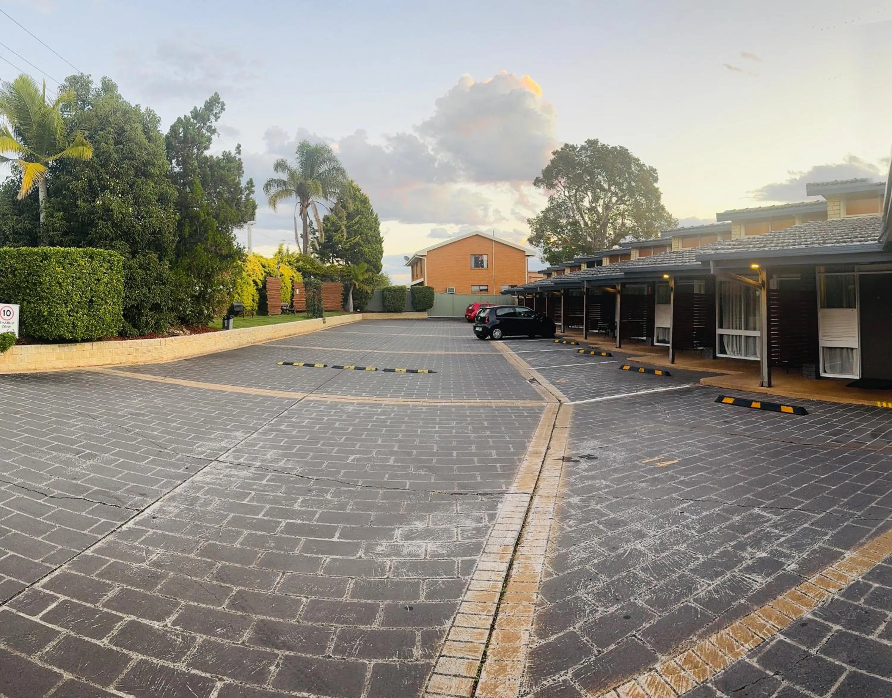 Property building in Jetty Motel The Entrance