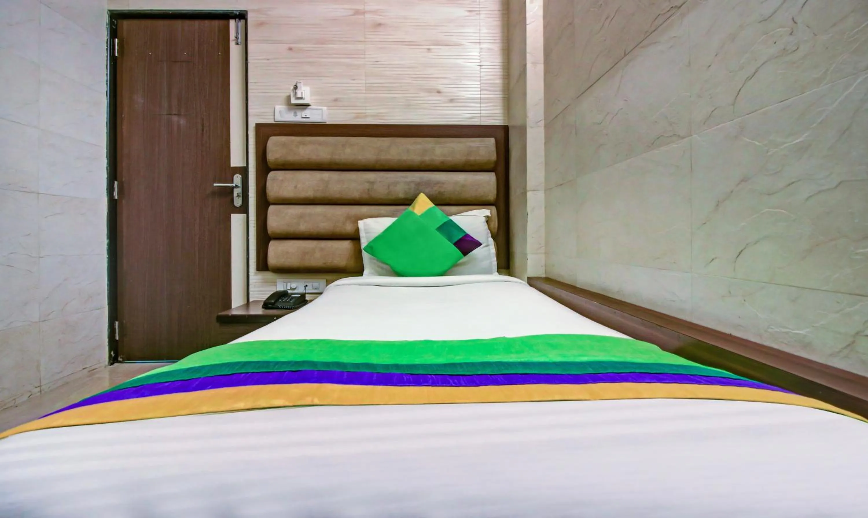 Bedroom, Bed in Treebo Lake Bloom Powai