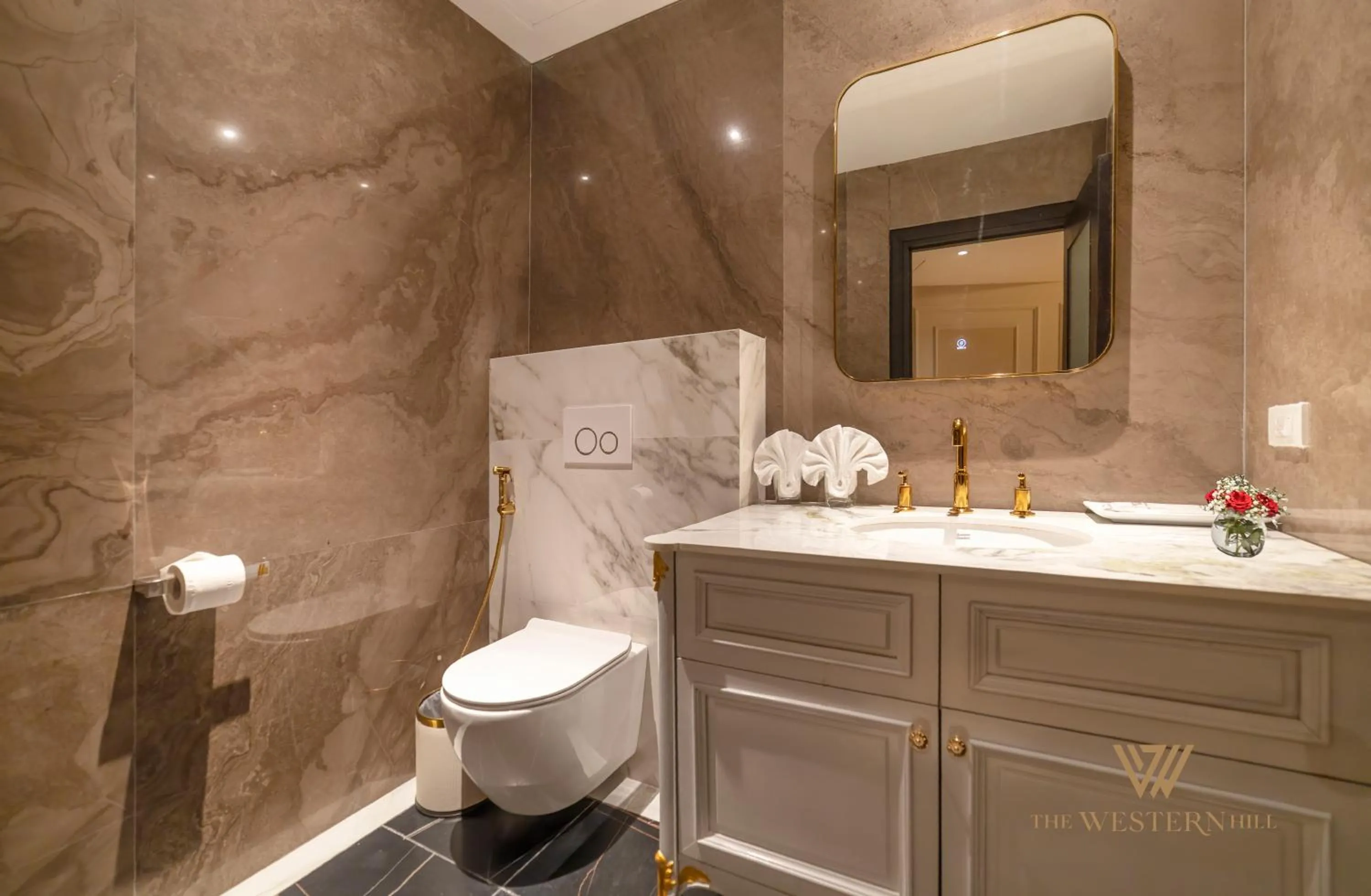 Shower in The Western Hill Dalat Hotel