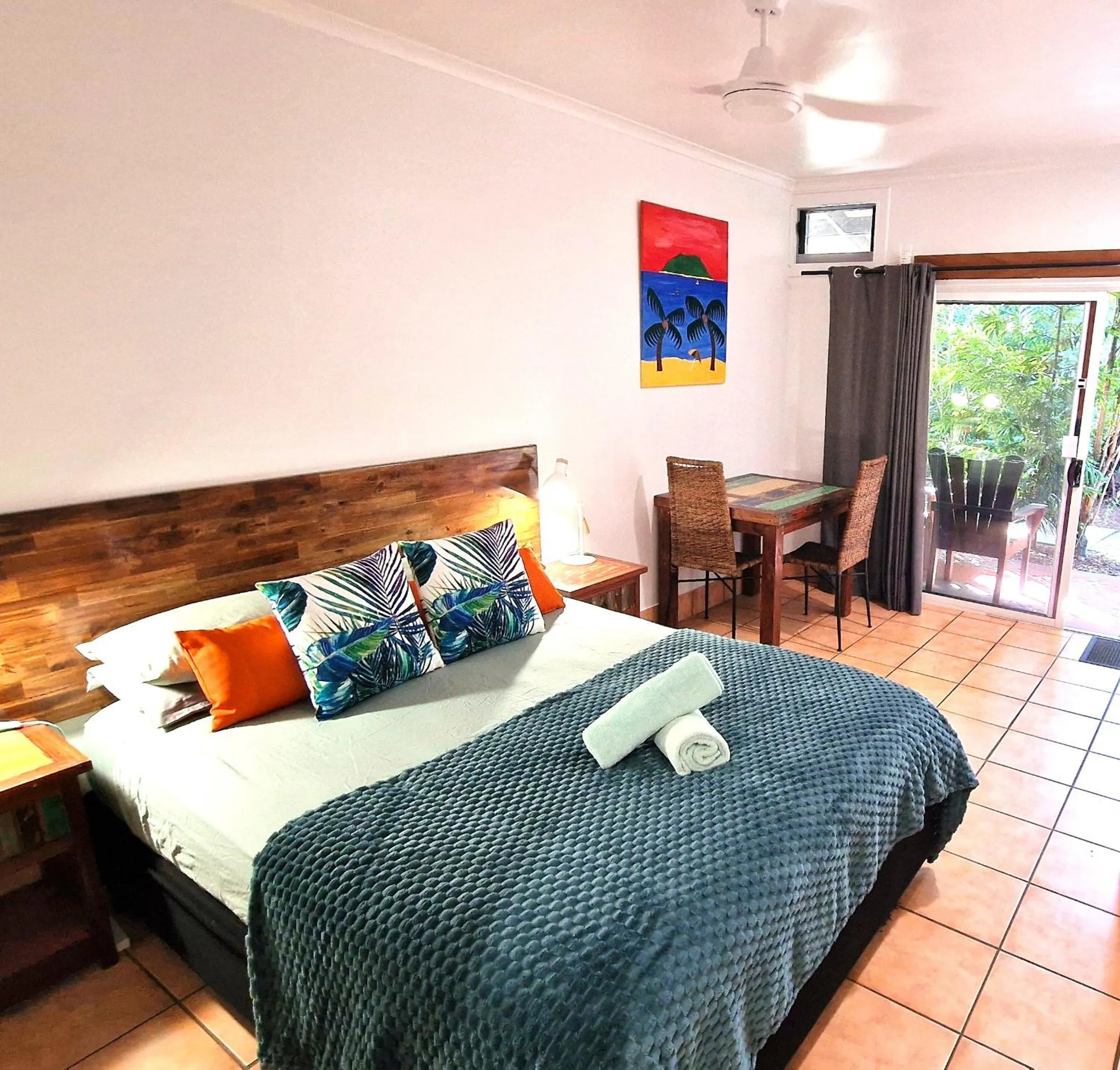 Bed in Rainforest Motel