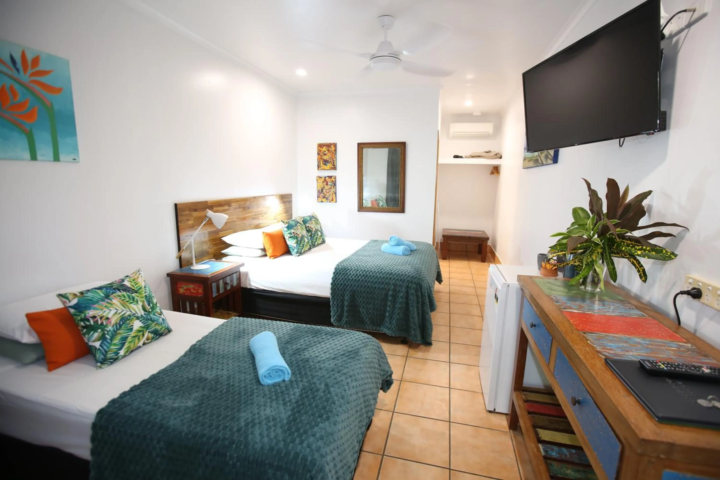 Bed in Rainforest Motel