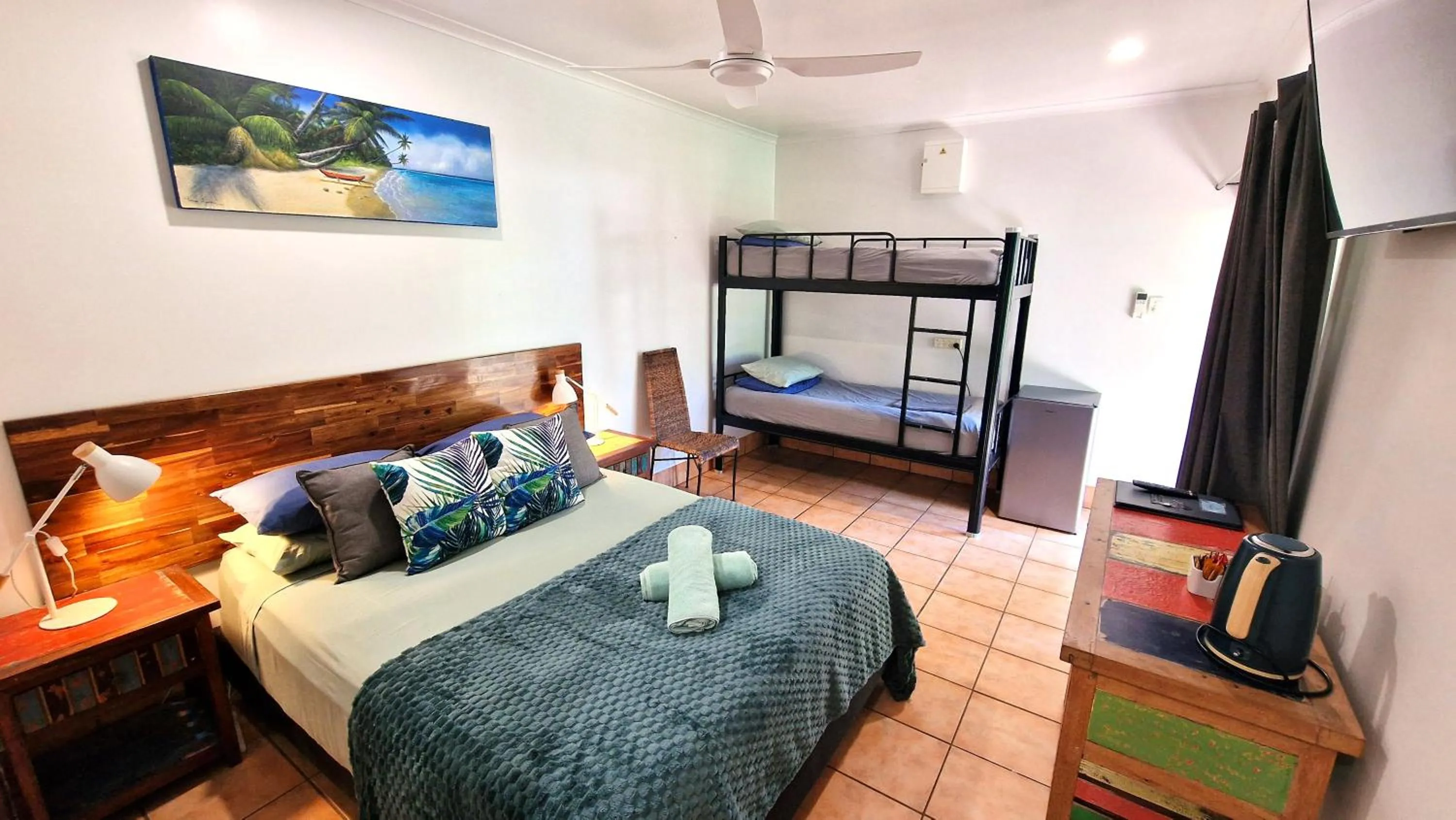 Bed in Rainforest Motel