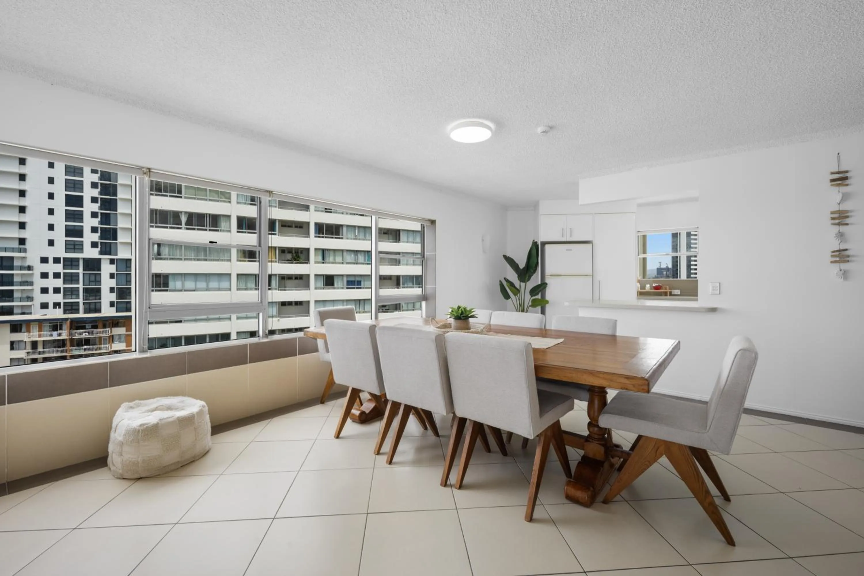 Pacific Plaza Apartments