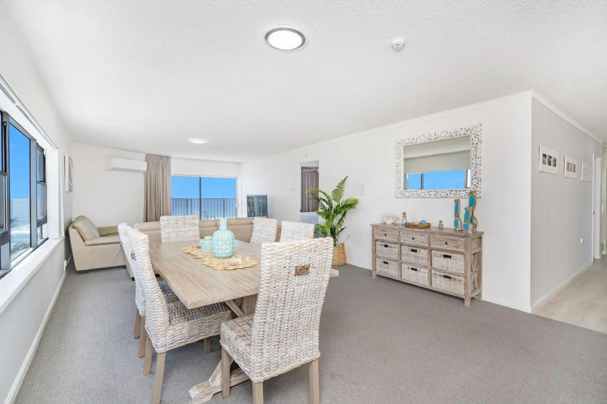 Pacific Plaza Apartments