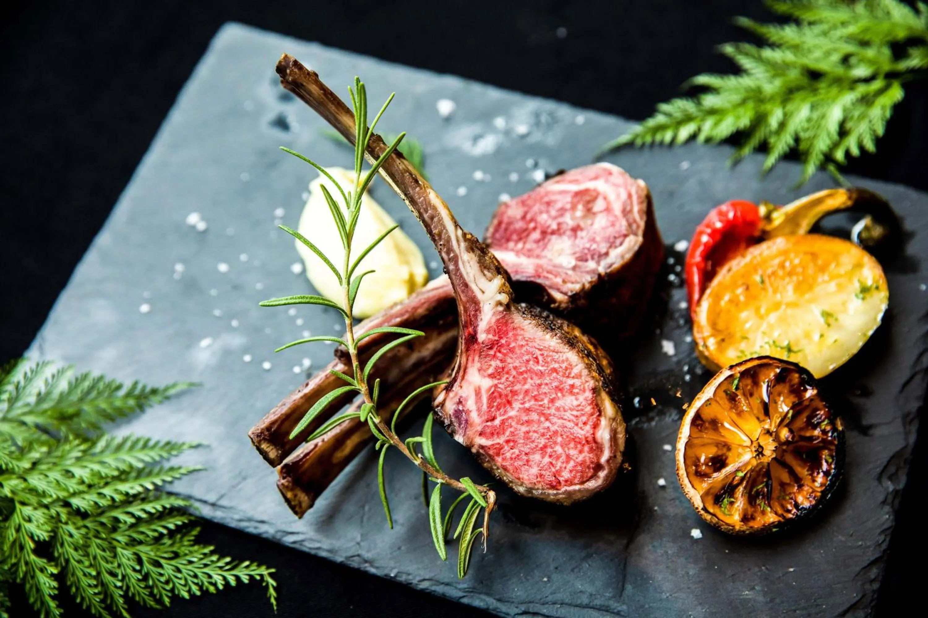 Restaurant/places to eat in The St. Regis Bangkok