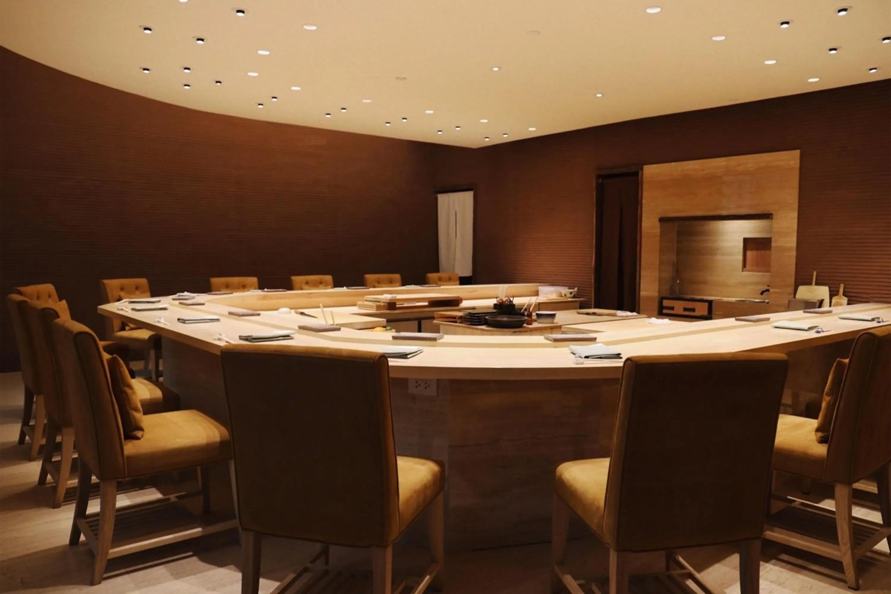 Restaurant/places to eat in The St. Regis Bangkok