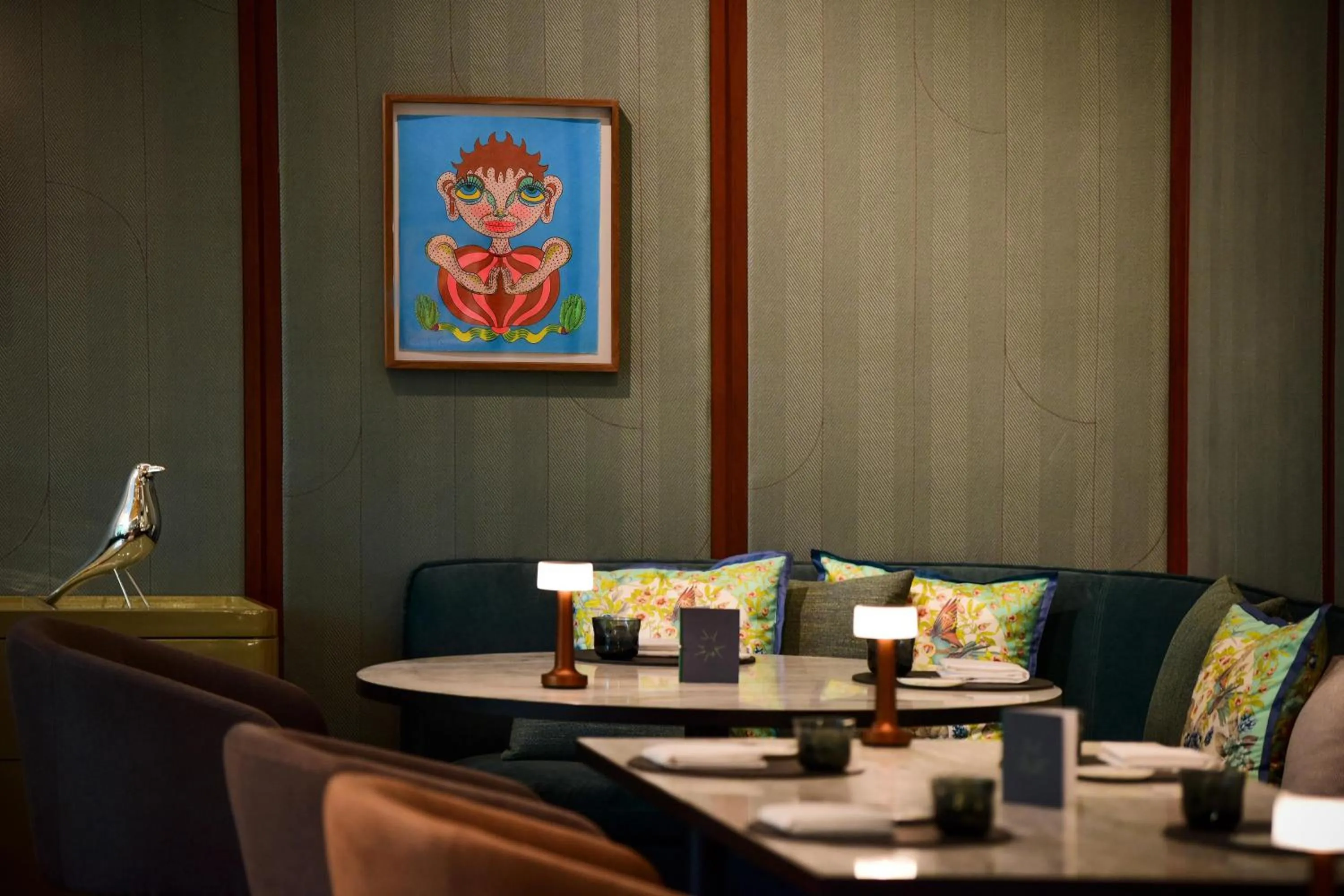 Restaurant/places to eat in The St. Regis Bangkok