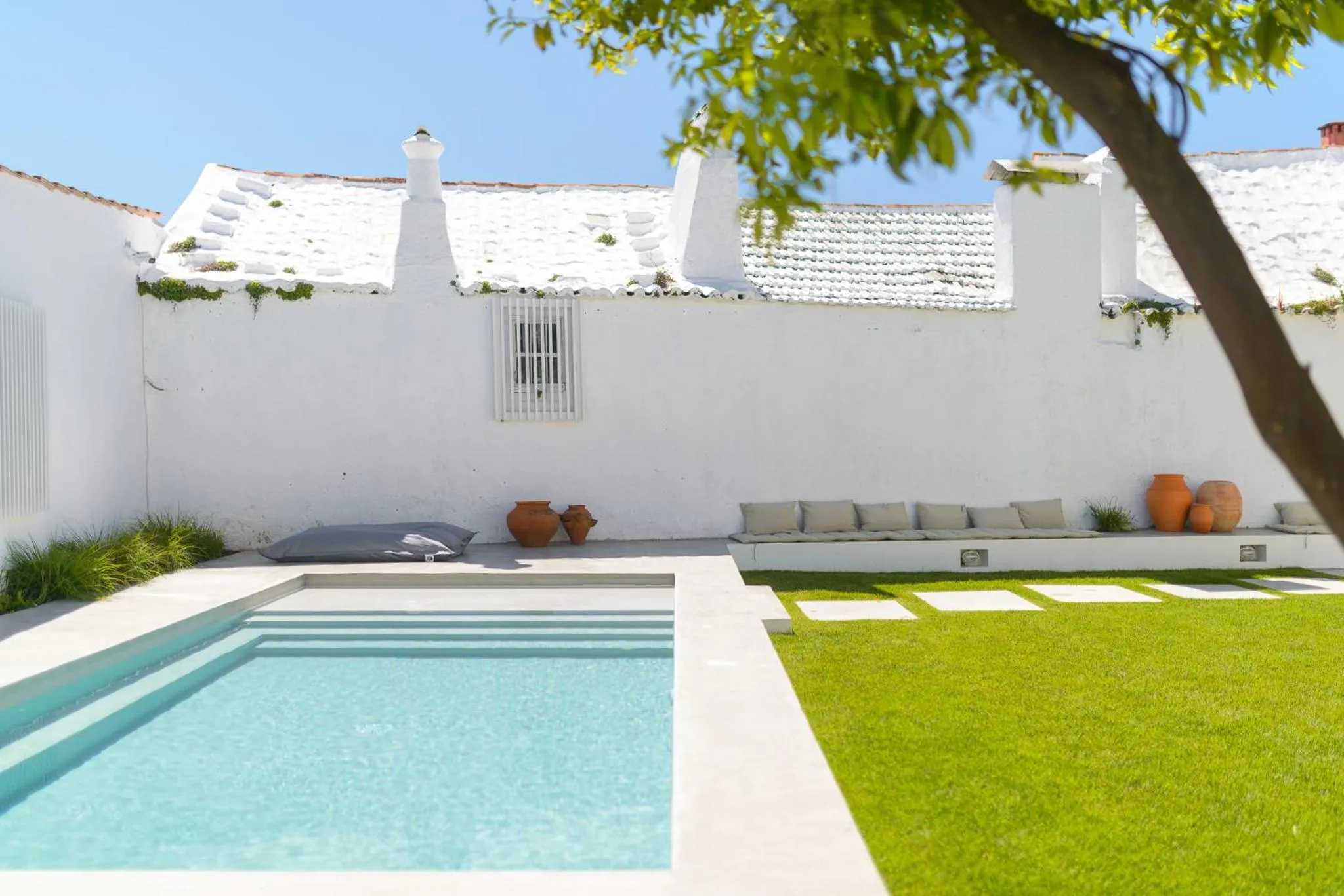 Garden in Dona Graca Lisbon Apartments