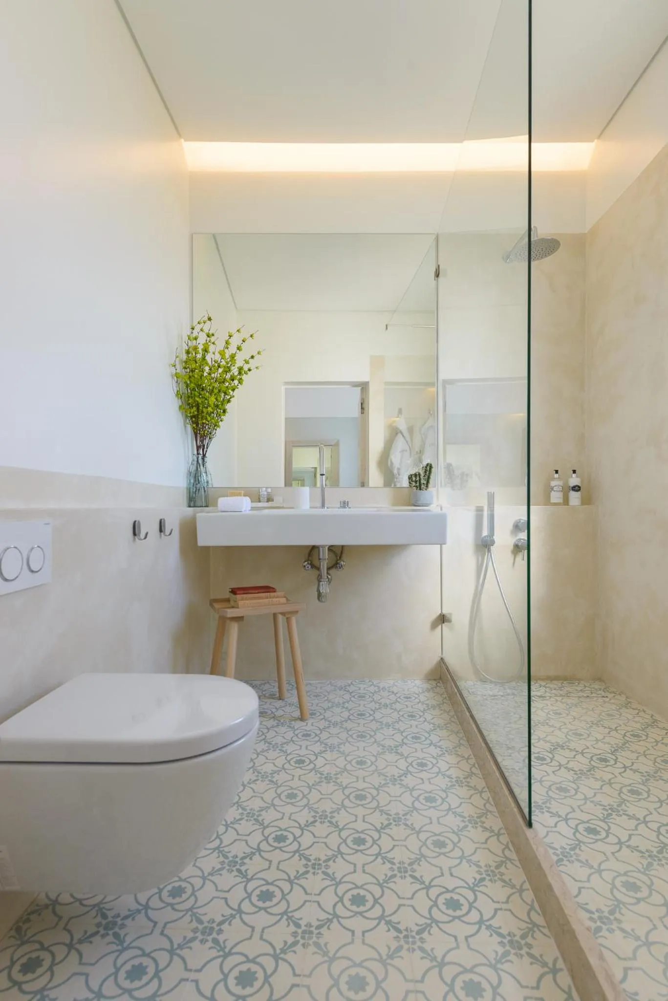 Bathroom in Dona Graca Lisbon Apartments