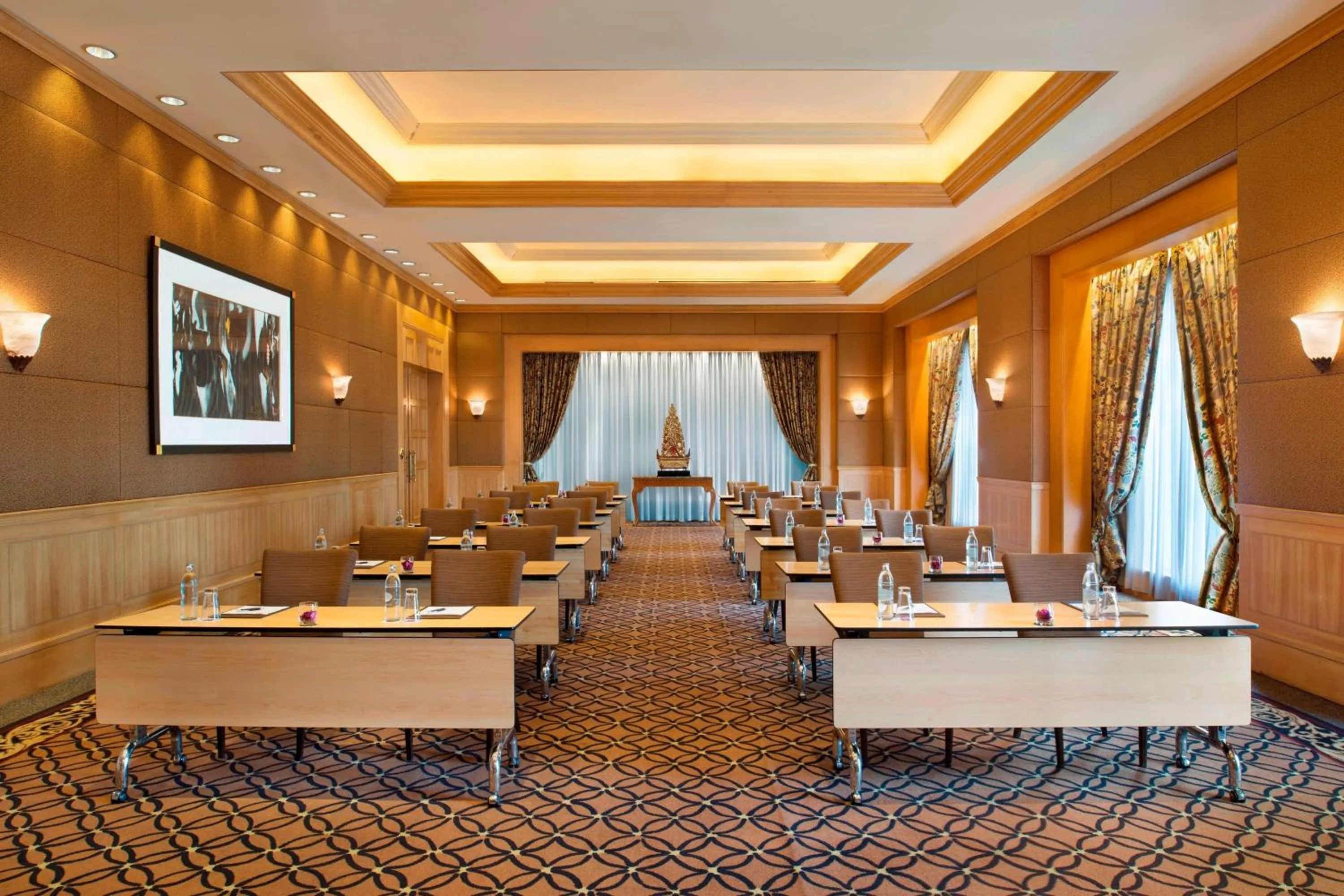 Meeting/conference room in Sheraton Grande Sukhumvit, a Luxury Collection Hotel, Bangkok
