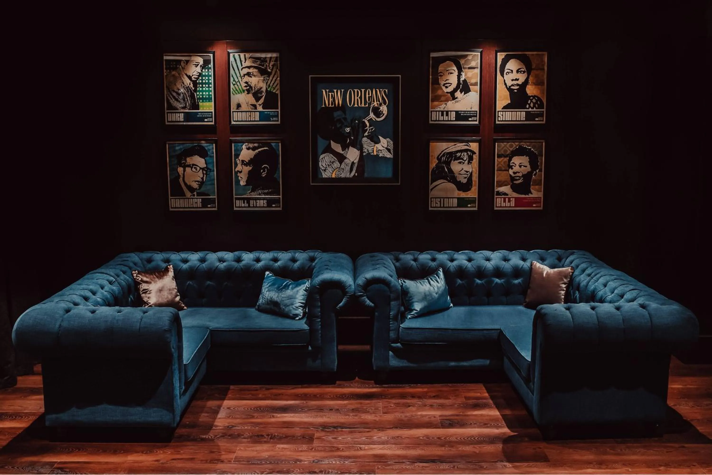 Lounge or bar in Al Bustan Palace, a Ritz-Carlton Hotel