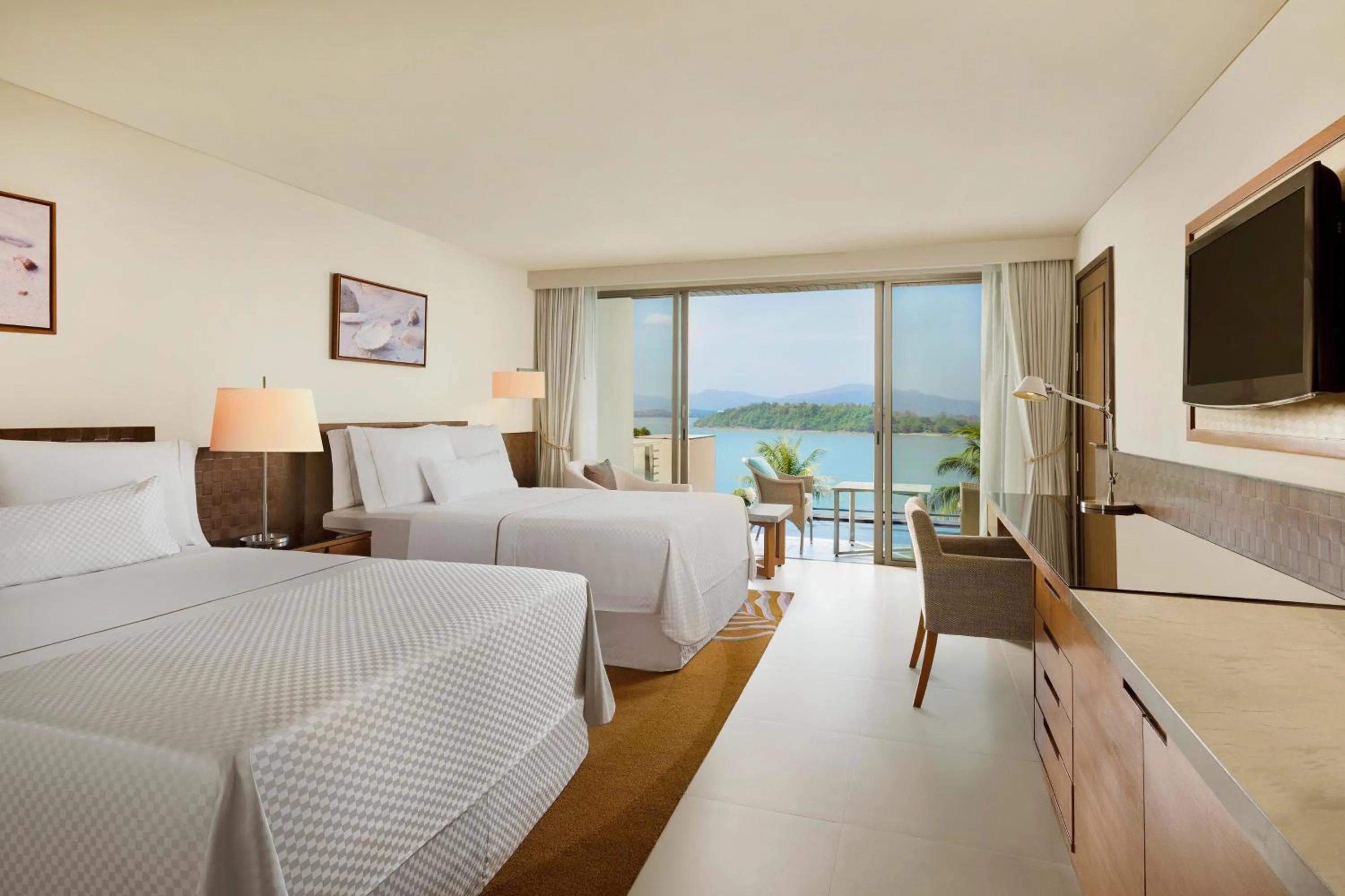 Swimming pool, Bed in The Westin Siray Bay Resort & Spa, Phuket