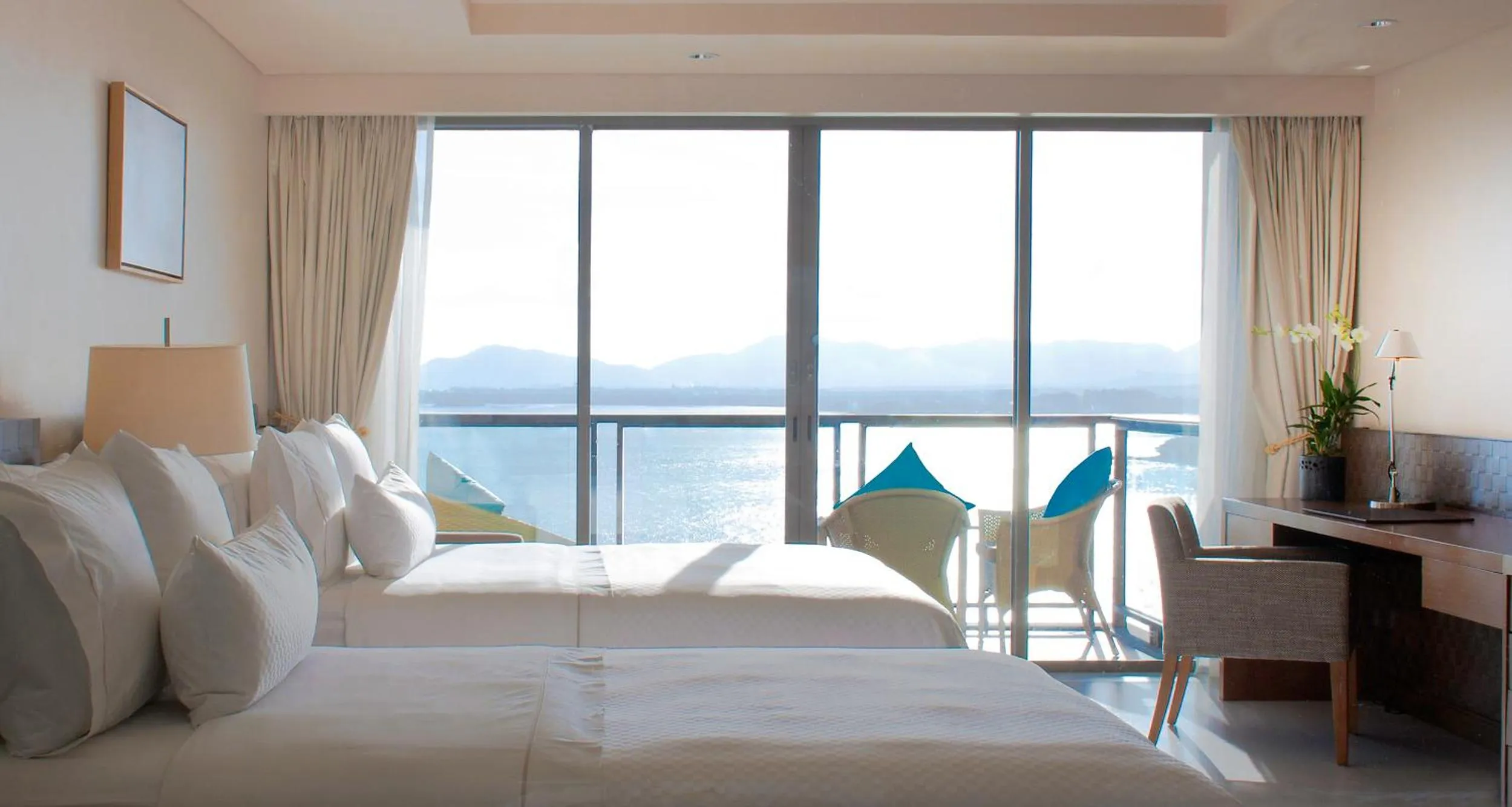 Property building, Bed in The Westin Siray Bay Resort & Spa, Phuket