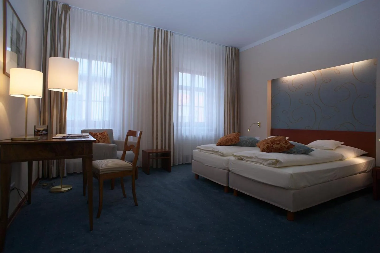 Bedroom, Bed in Hotel Martha Dresden