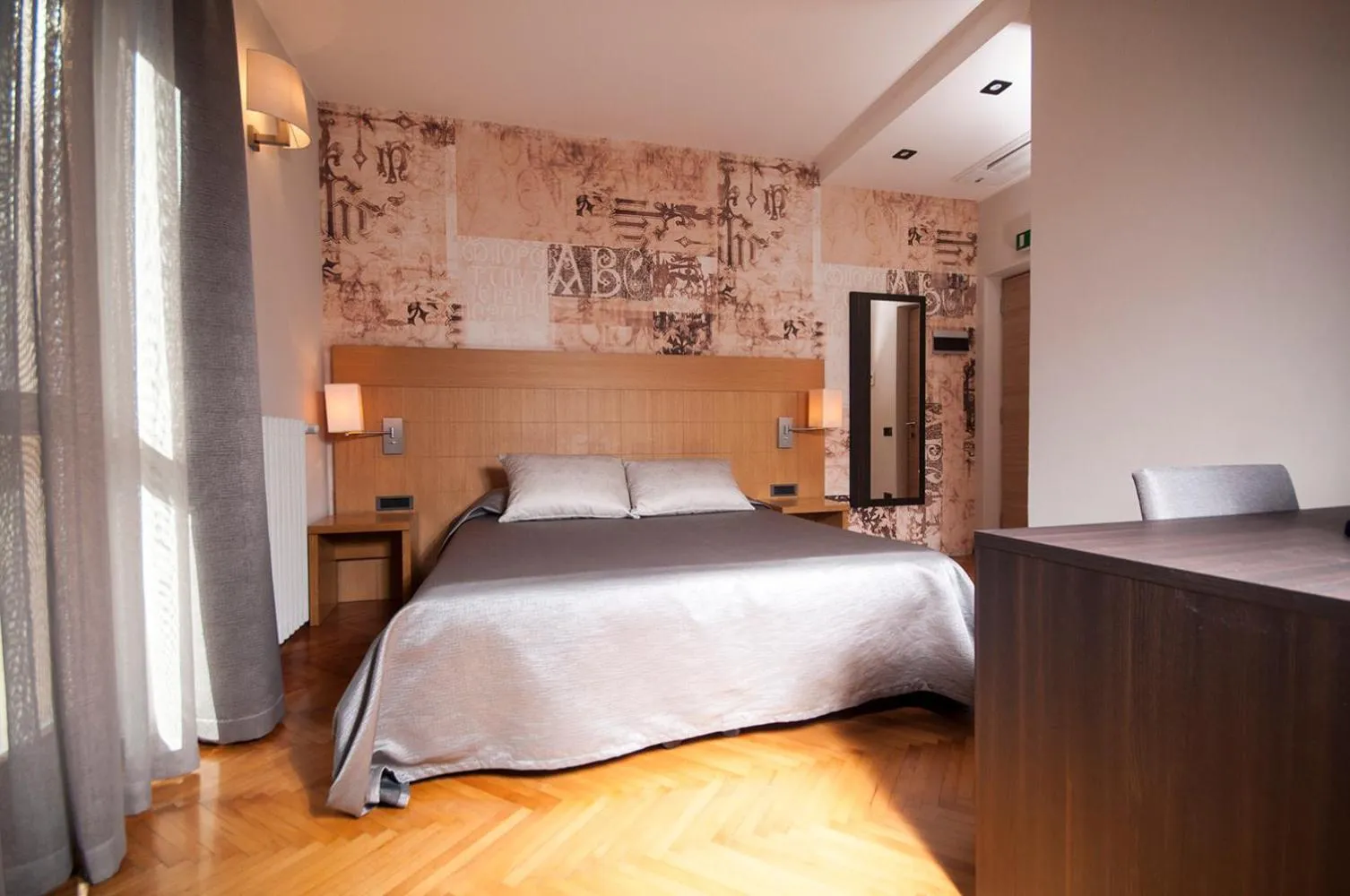 Photo of the whole room, Bed in Hotel Maloia