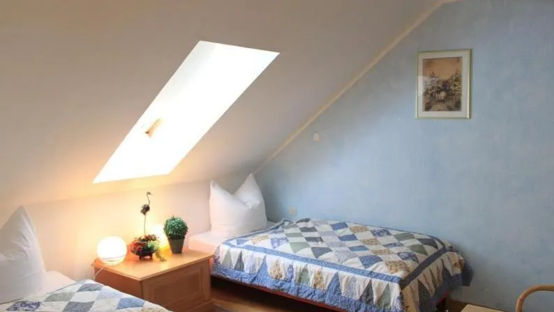 Bed in Hotel Grüner Baum