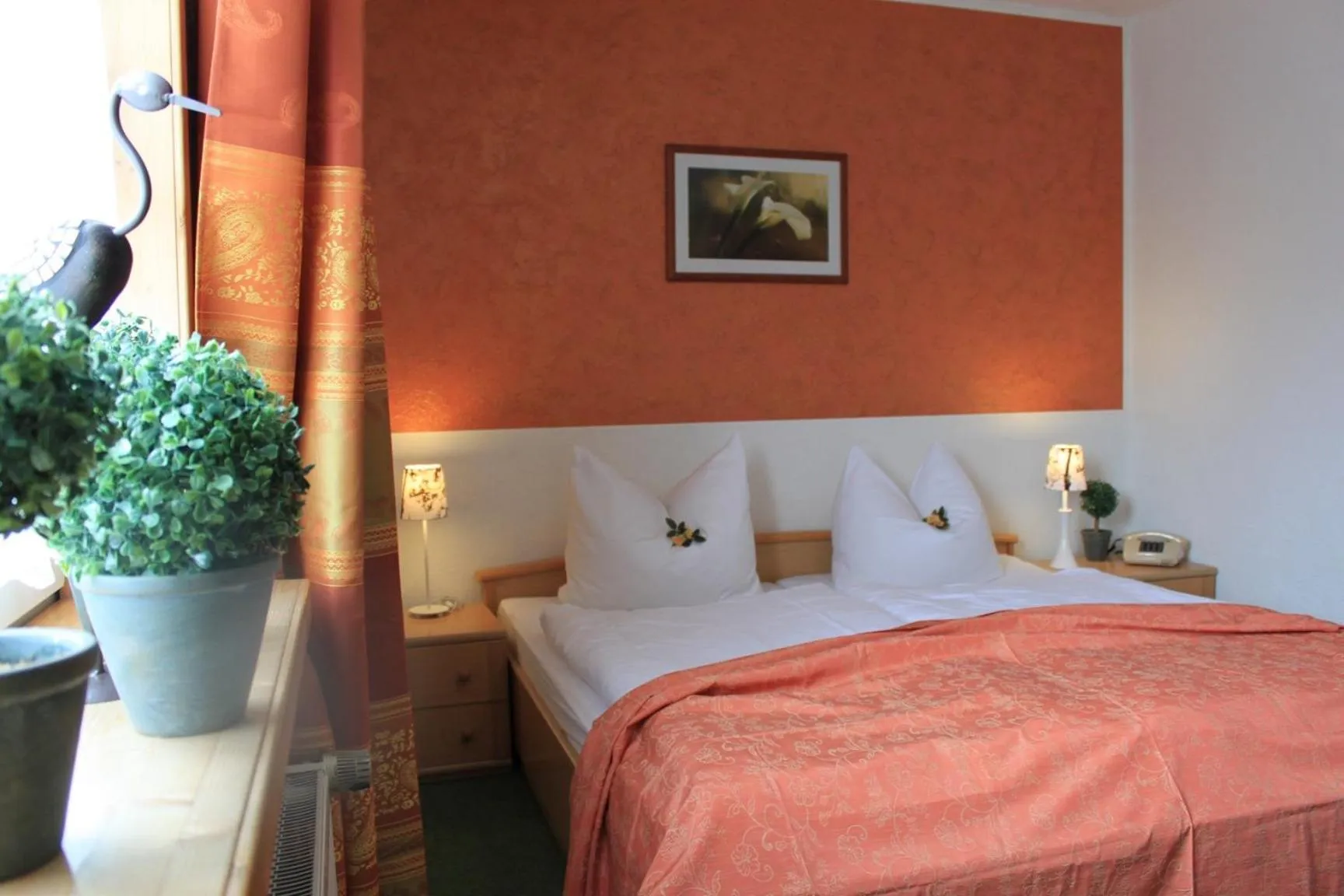 Bed in Hotel Grüner Baum