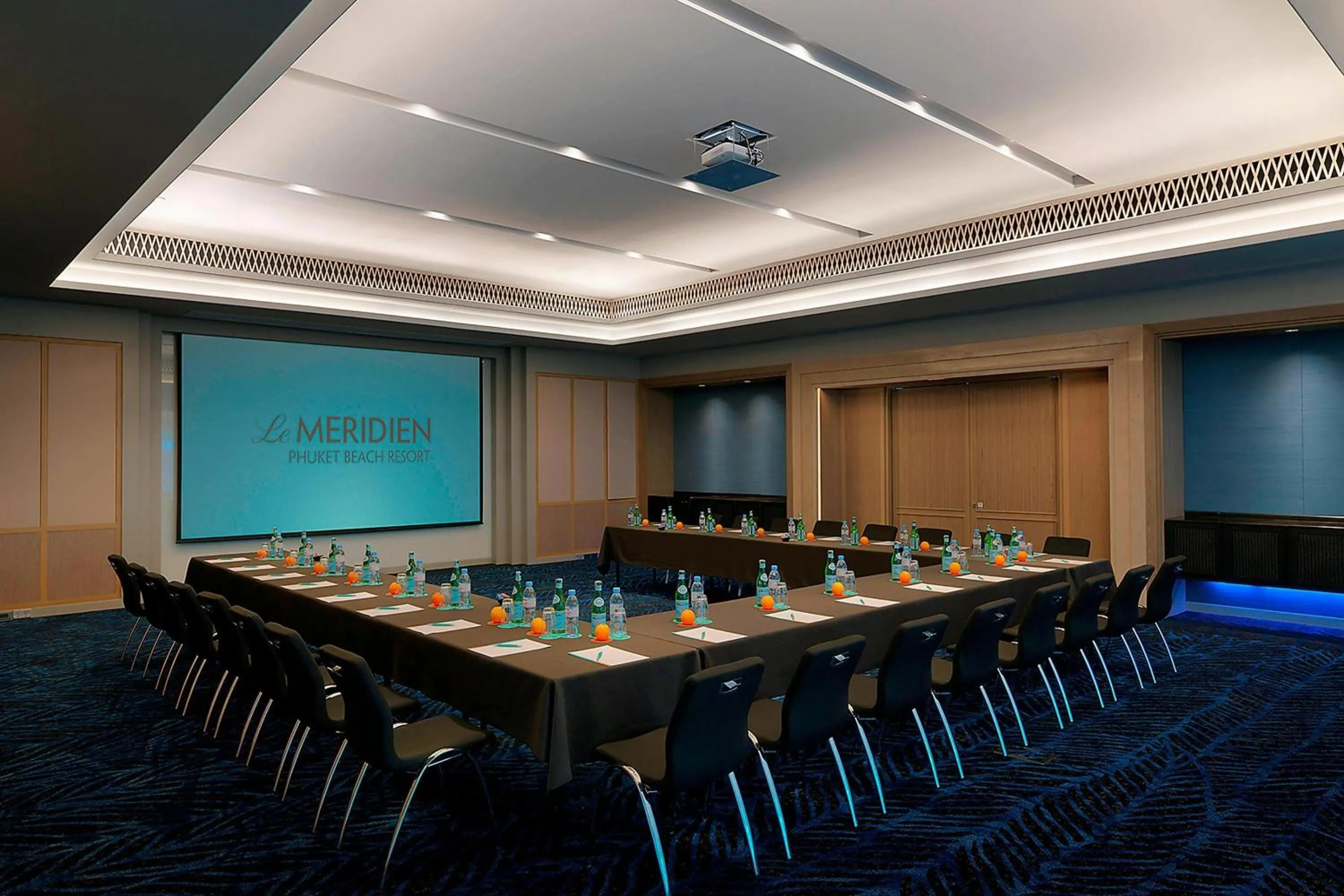 Meeting/conference room in Le Meridien Phuket Beach Resort