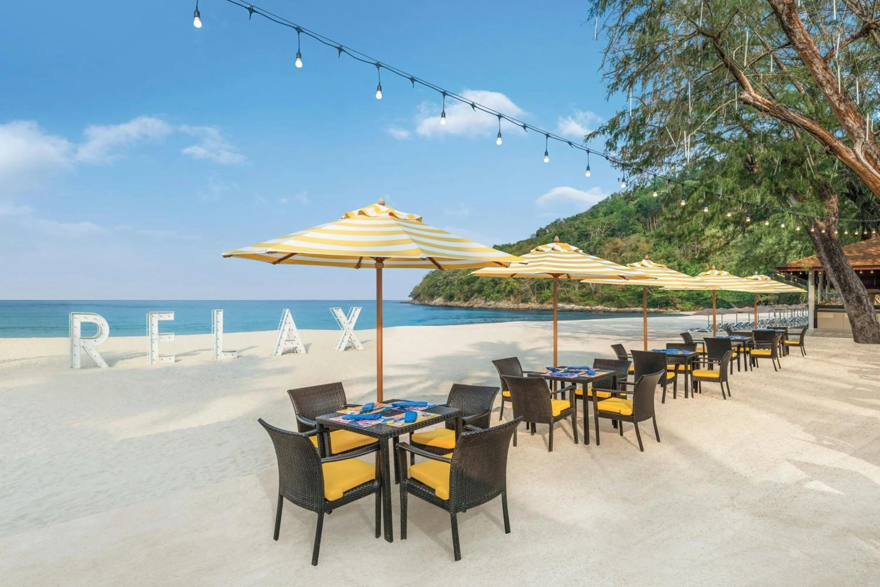 Beach in Le Meridien Phuket Beach Resort