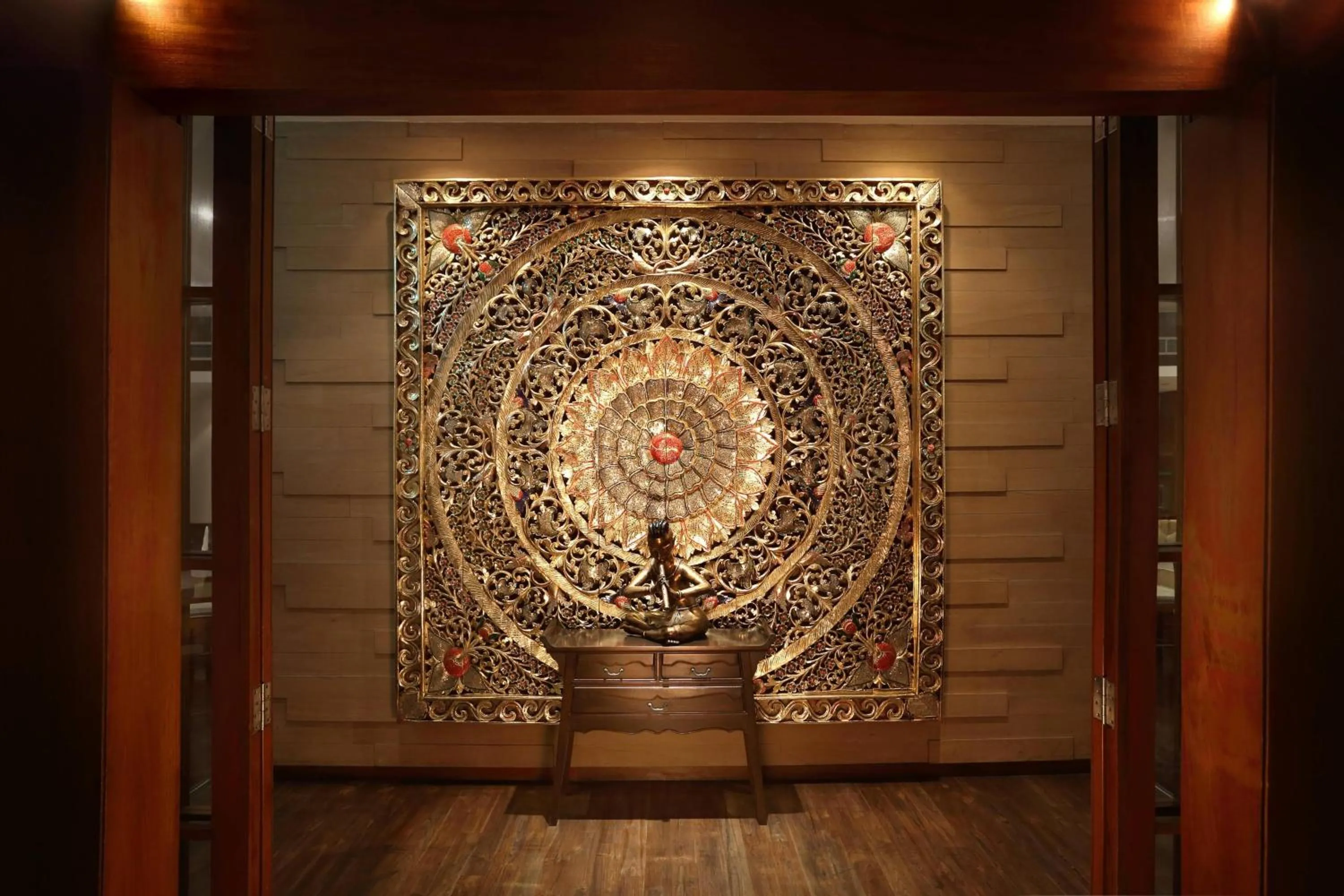 Restaurant/places to eat in Le Meridien Phuket Beach Resort