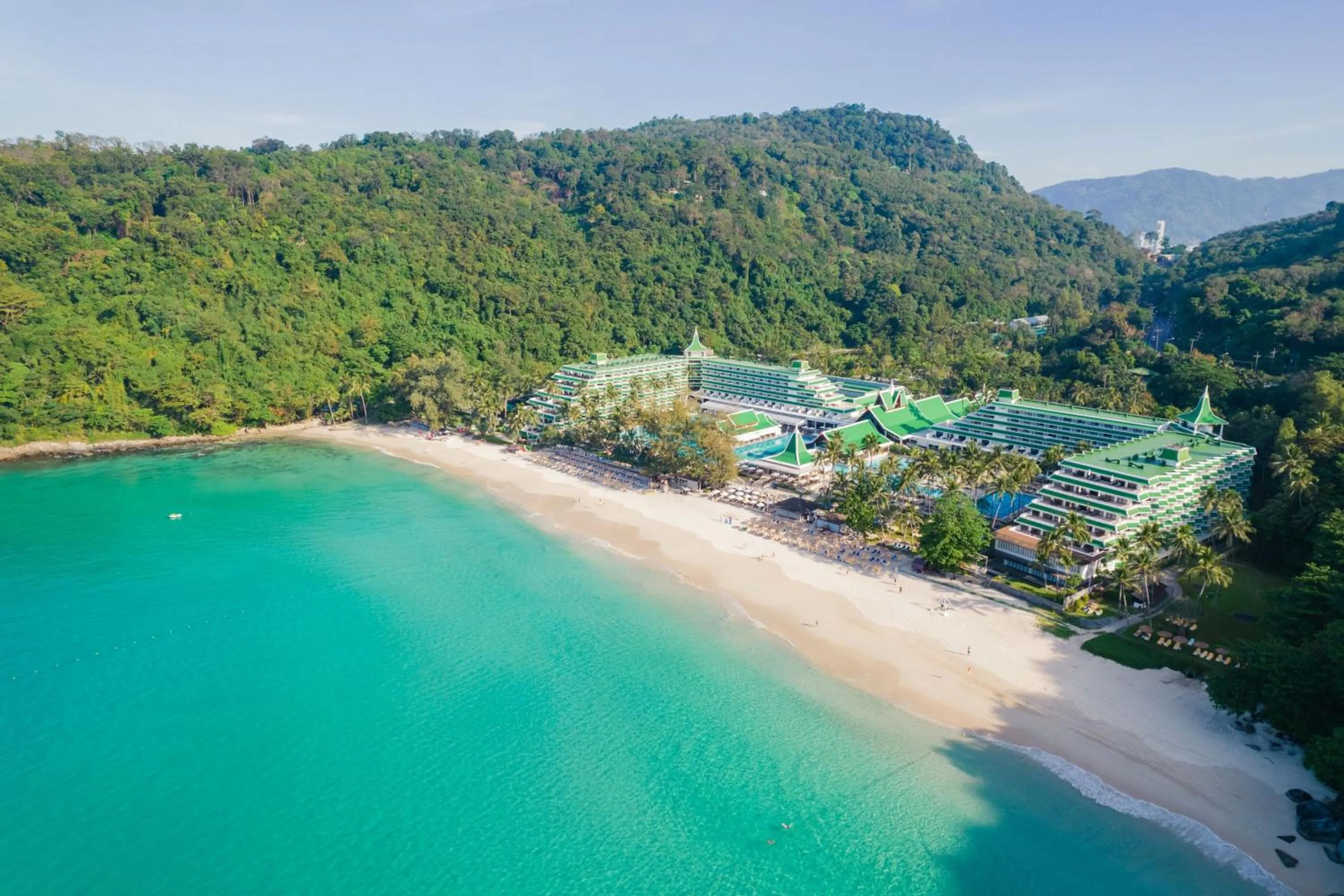 Property building in Le Meridien Phuket Beach Resort