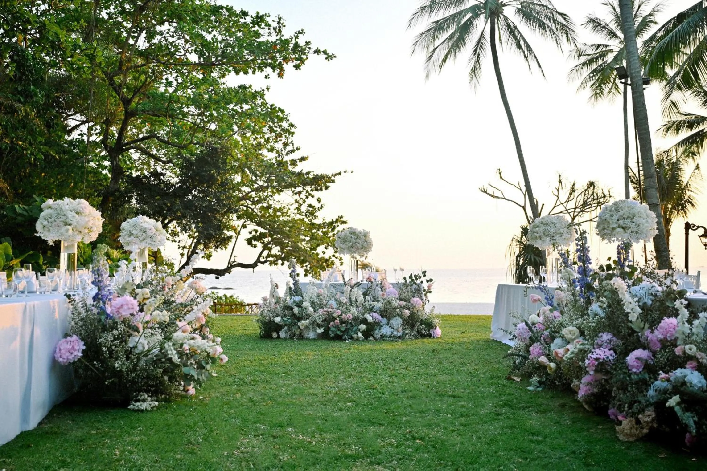 Banquet/Function facilities in Le Meridien Phuket Beach Resort
