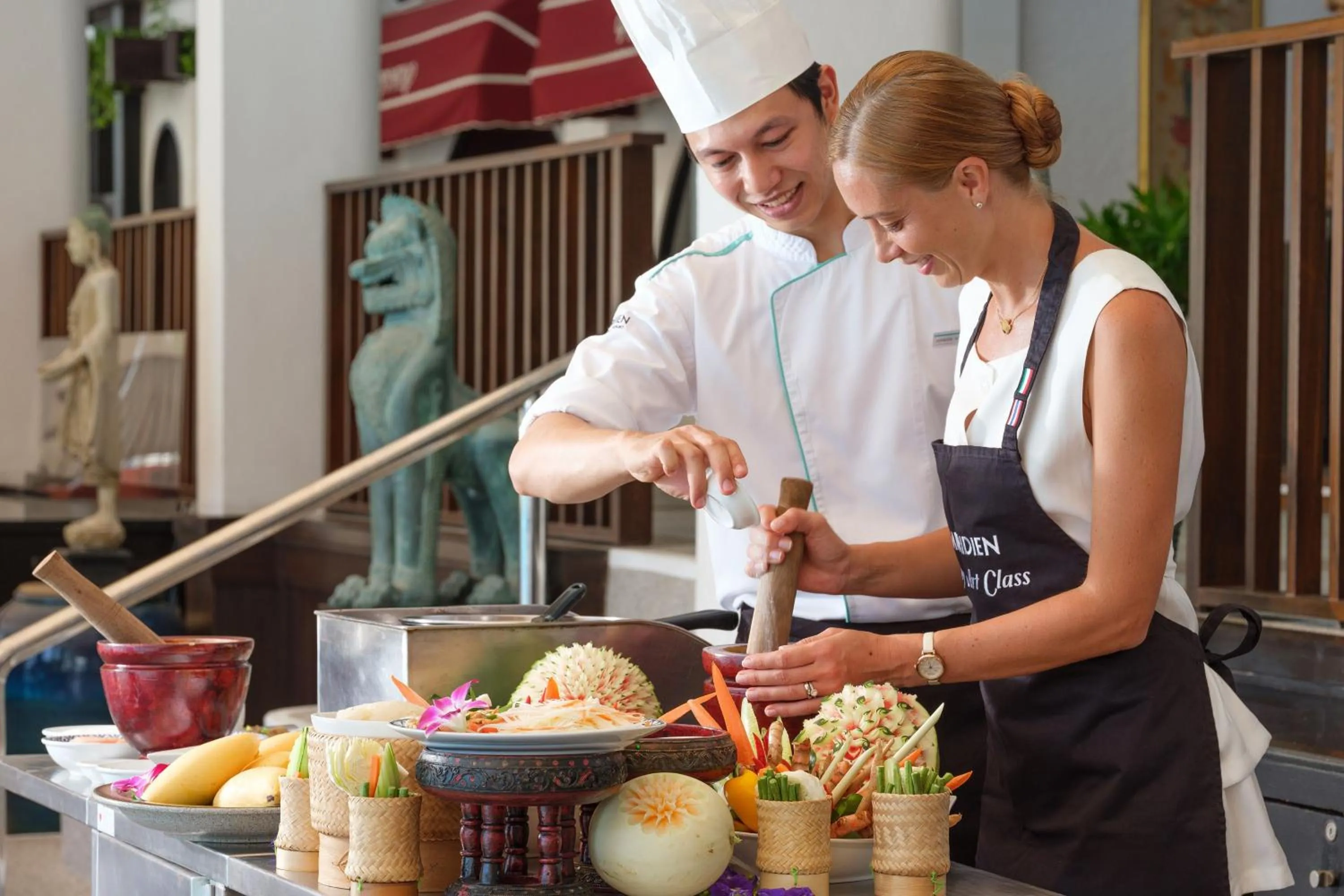 Restaurant/places to eat in Le Meridien Phuket Beach Resort