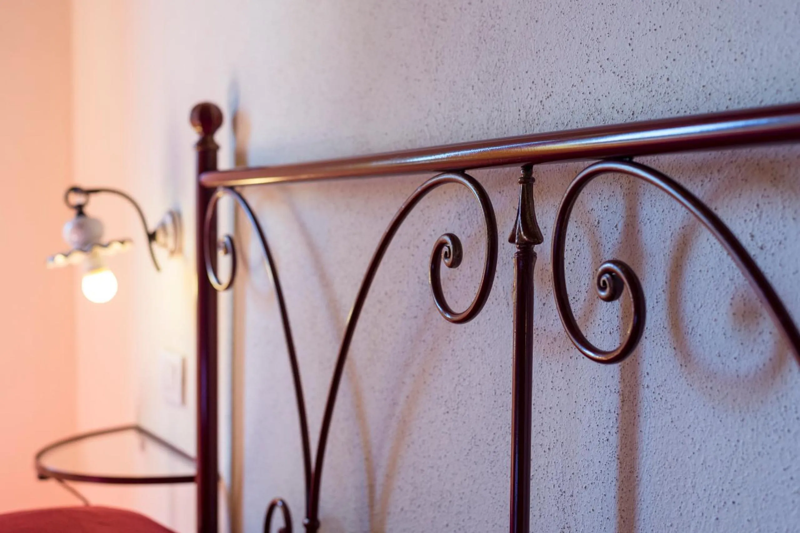 Decorative detail, Bed in Bed & Breakfast Suvereto