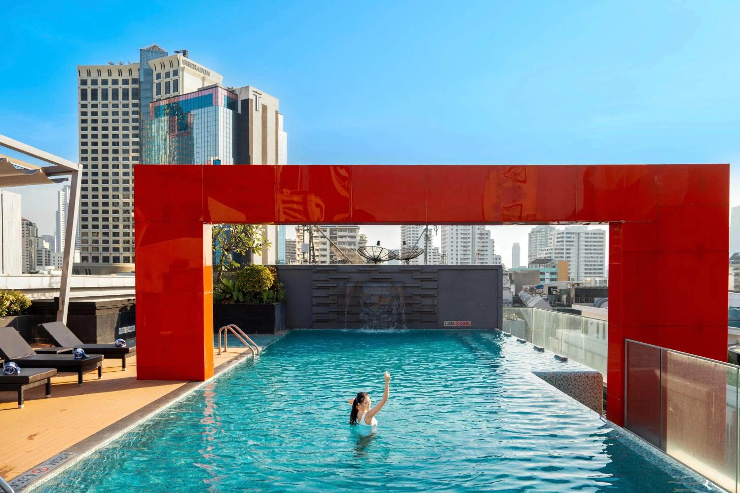 Swimming pool in Four Points by Sheraton Bangkok, Sukhumvit 15