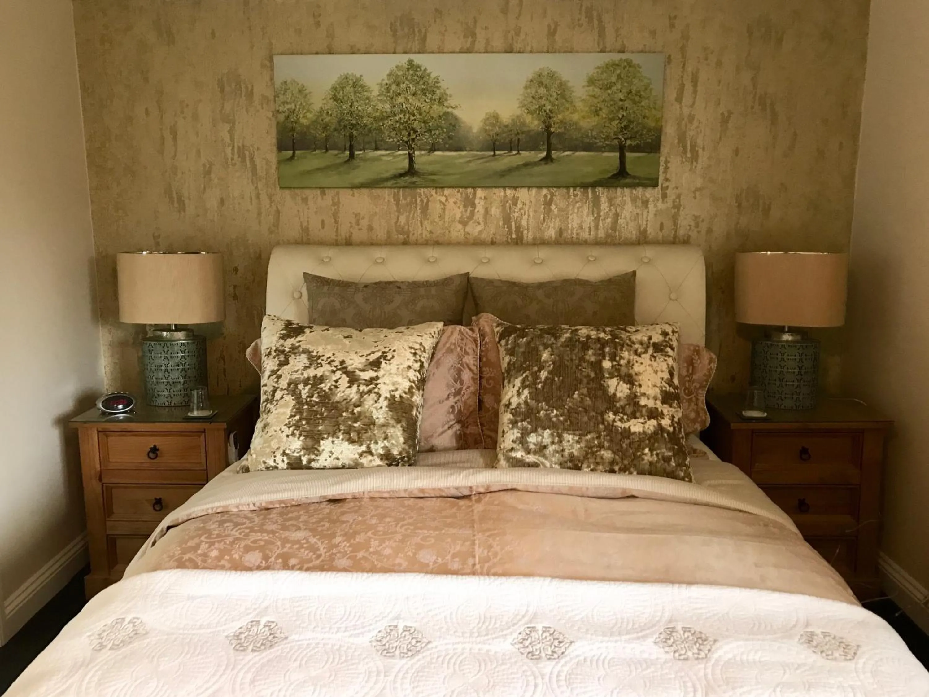 Bed in Beechwood B and B