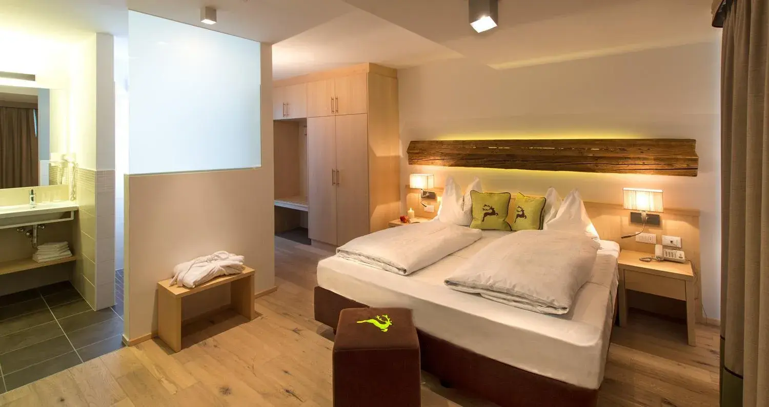 Superior Double Room in Hotel Regglbergerhof Superior Double Room in Hotel Regglbergerhof